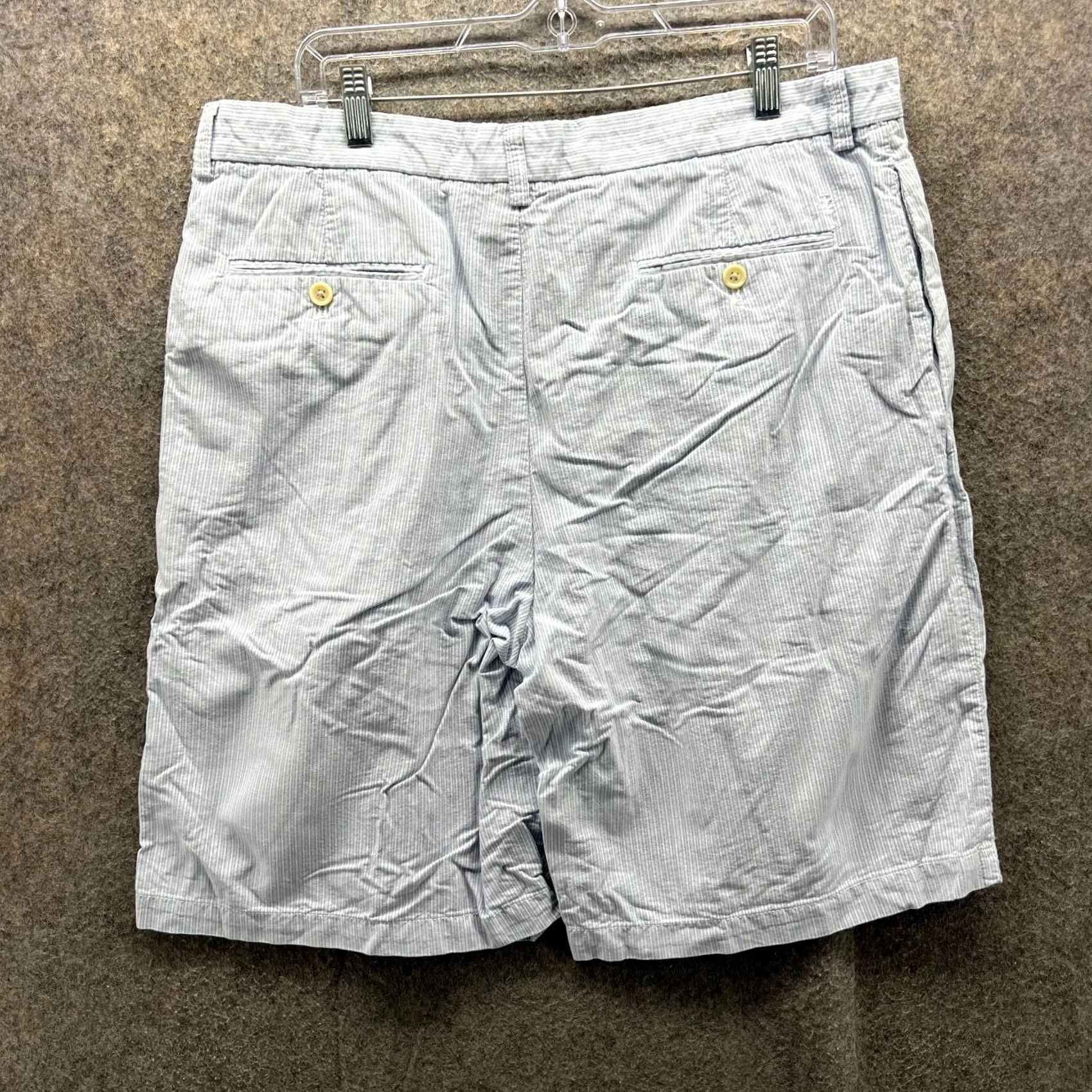 Izod Izod Shorts Mens 36 Blue Chino Flat Luxury Striped Pocket Casual Golf Seersucker Pattern Size US 36 / EU 52 - 2 Thumbnail