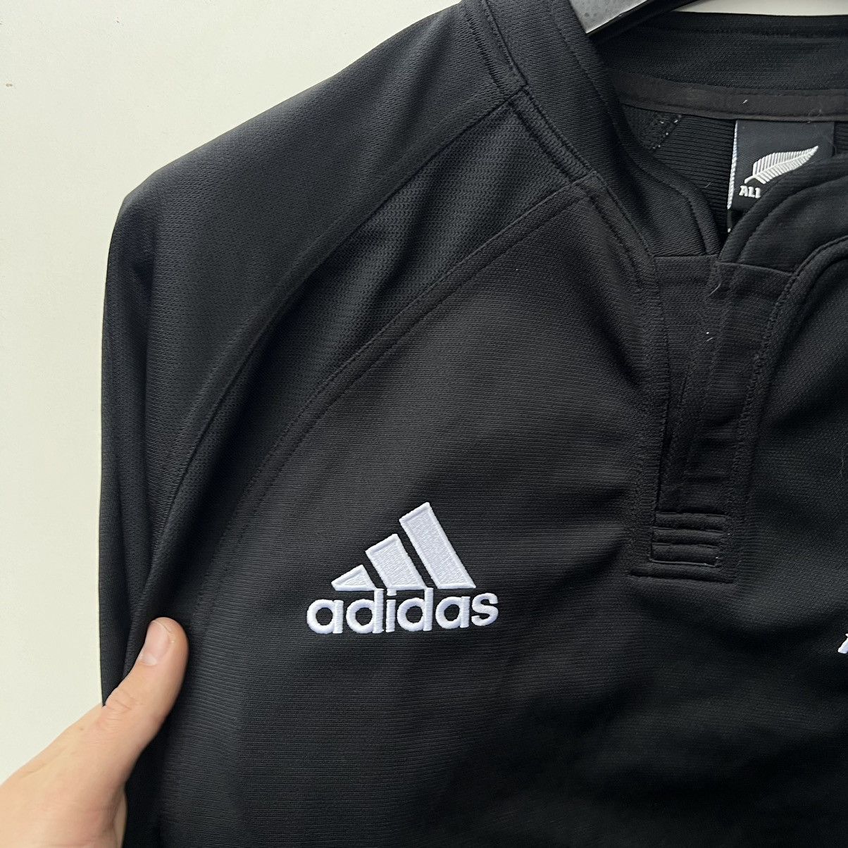 Adidas New Zealand All Blacks 2005 2006 Adidas home rugby jersey Size US L / EU 52-54 / 3 - 2 Thumbnail