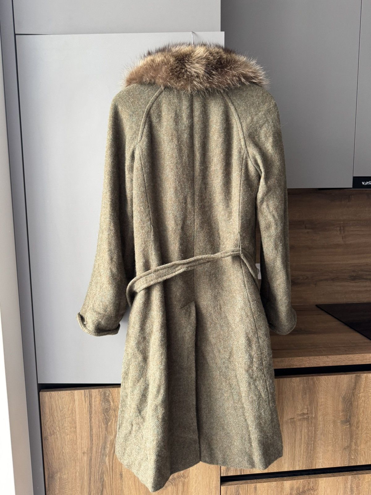 Aquascutum AQUASCUTUM PURE WOOL GRAY LONG TAILORED COAT FUR COLLAR Size US L / EU 52-54 / 3 - 5 Thumbnail