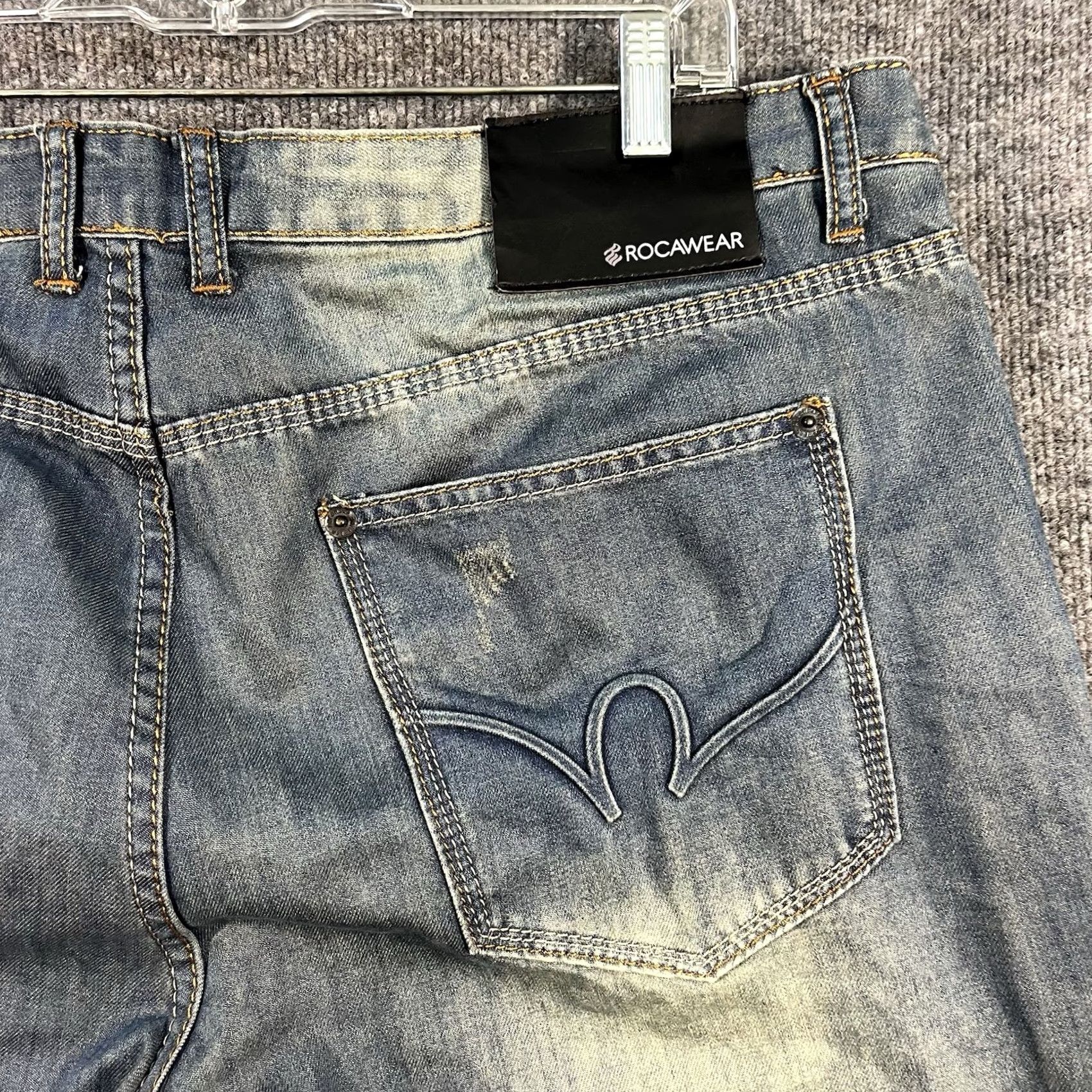Rocawear VINTAGE Rocawear Shorts Mens 38 Blue Denim Jorts Hip Hop Skater Baggy Y2K Grunge Shorts Mens 38 Blue Denim Jorts Rocawear (Note: repetitive) Size US 38 / EU 54 - 2 Thumbnail