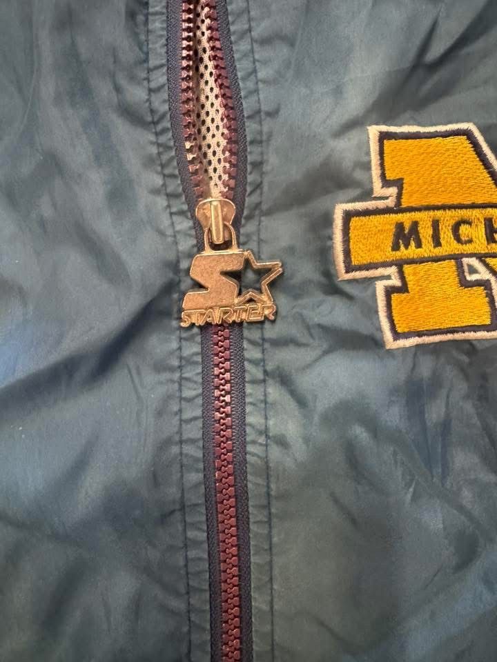 Other Vintage 90s University of Michigan Wolverines windbreaker Size US L / EU 52-54 / 3 - 3 Thumbnail