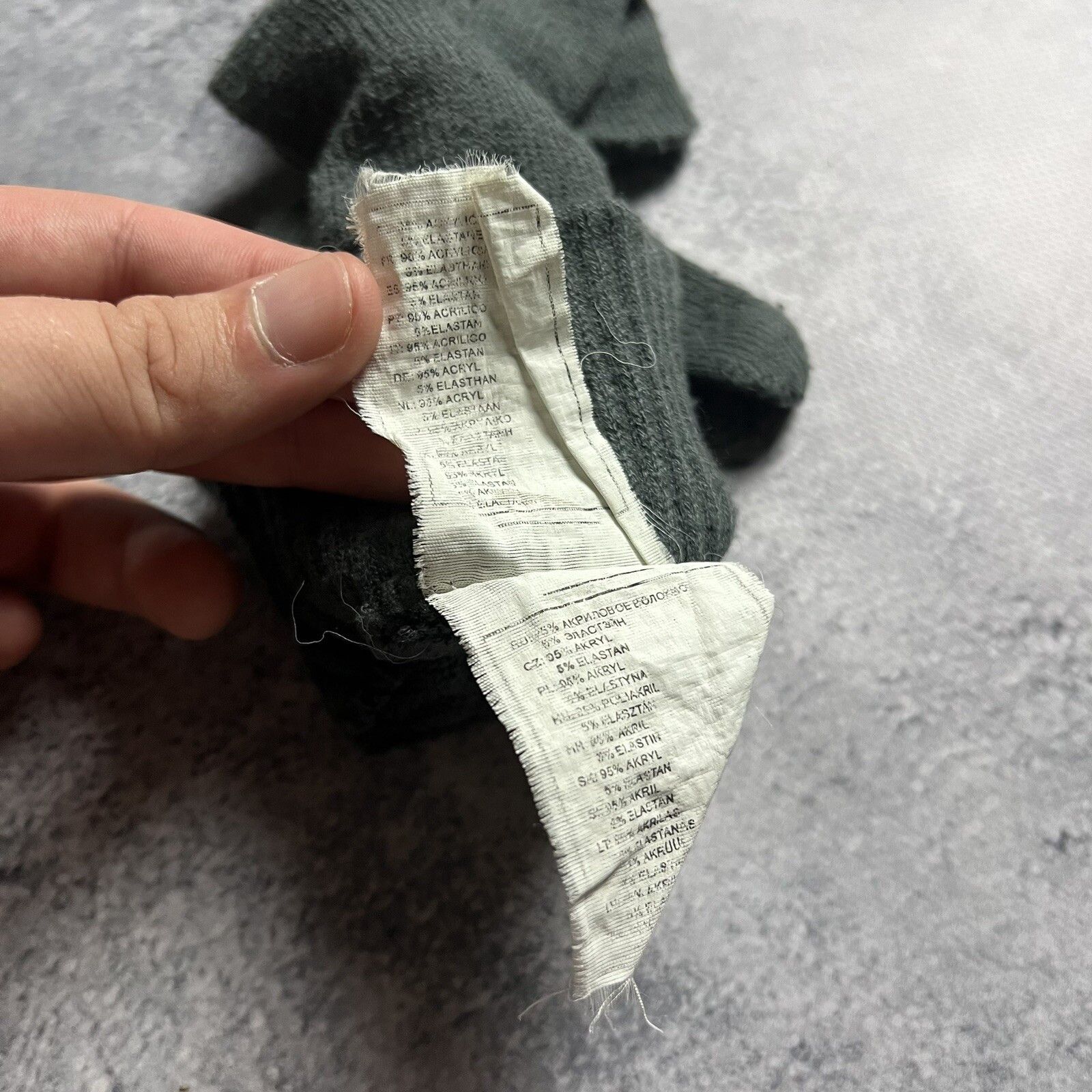 Nike Nike Vintage Gloves Men's Gray Acrylic ` Size ONE SIZE - 5 Thumbnail