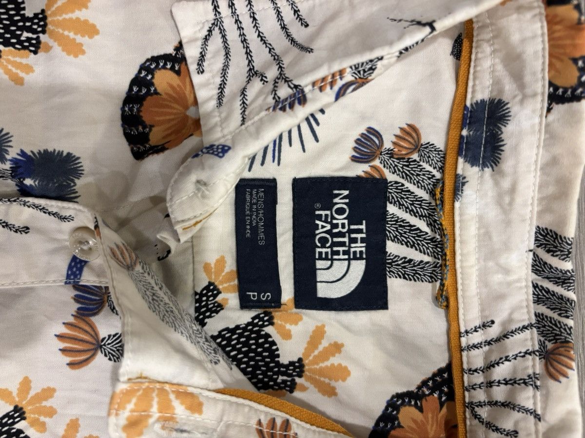The North Face Hawaiian shirt Size US S / EU 44-46 / 1 - 2 Thumbnail