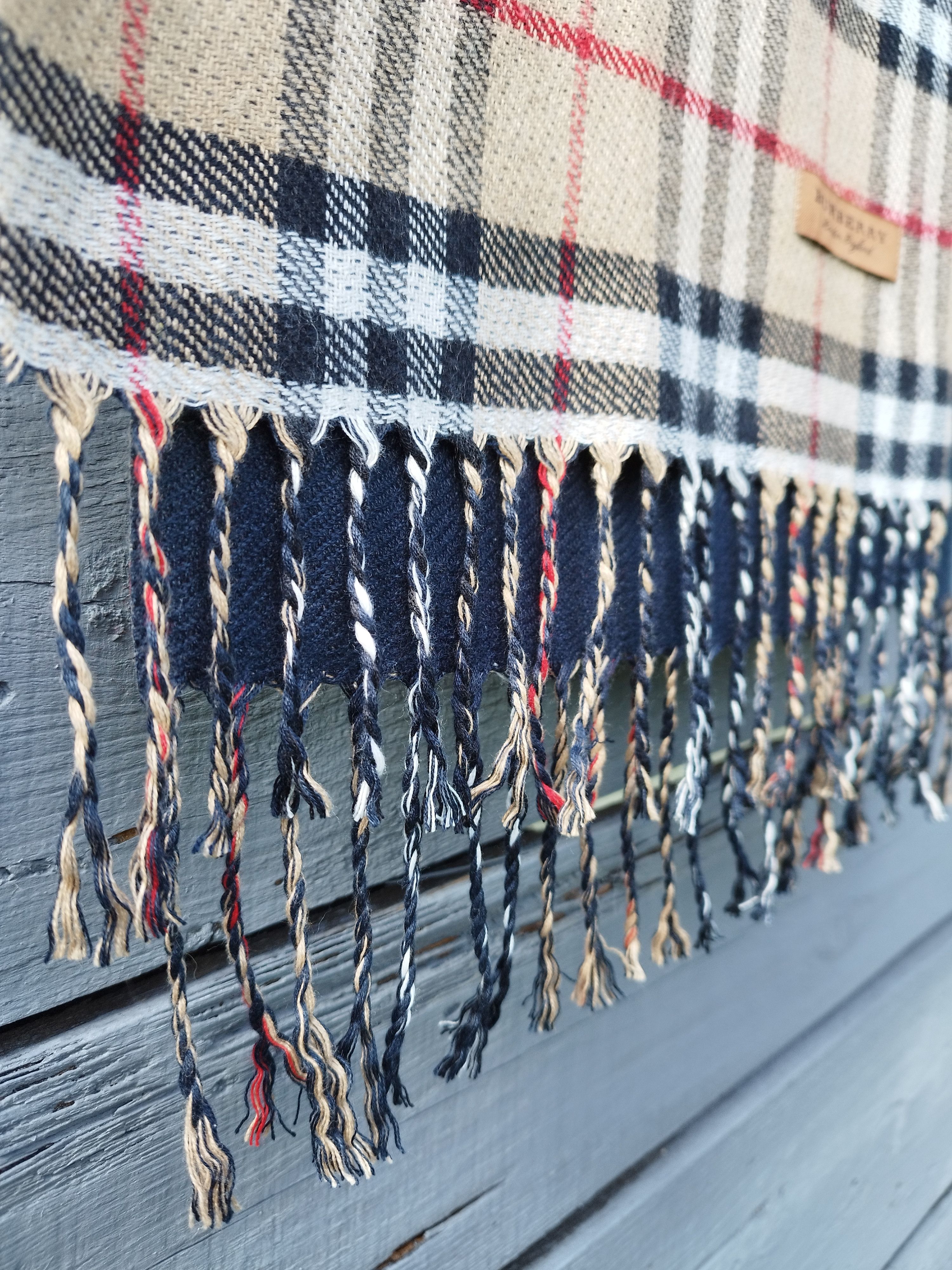 Burberry Burberry London England Reversible Check Scarf Shawl Navy Size ONE SIZE - 4 Thumbnail