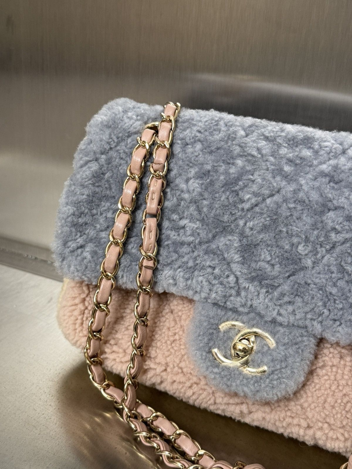 Chanel Chanel multicolor shearling CF bag Size ONE SIZE - 3 Thumbnail