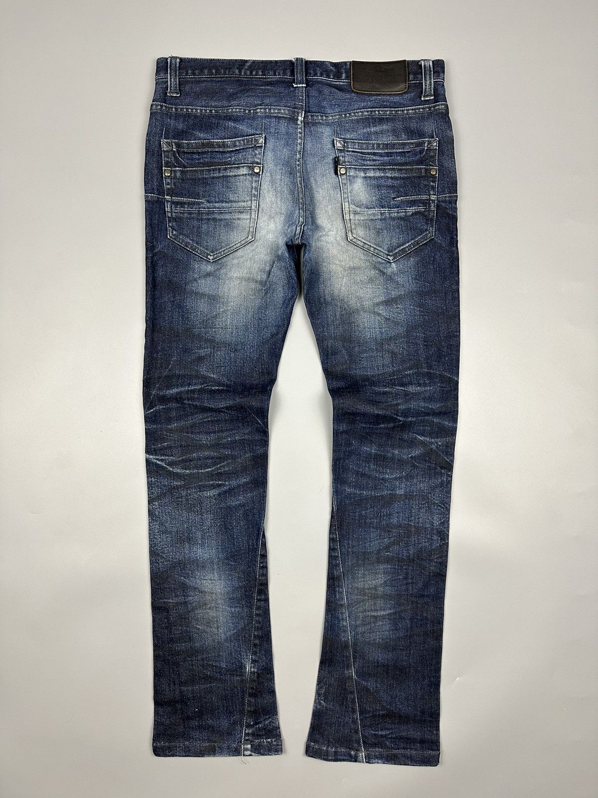 Tornado Mart 🔥Flared🔥Tornado Mart Whiskered Design Flared Jeans Size US 31 - 2 Thumbnail