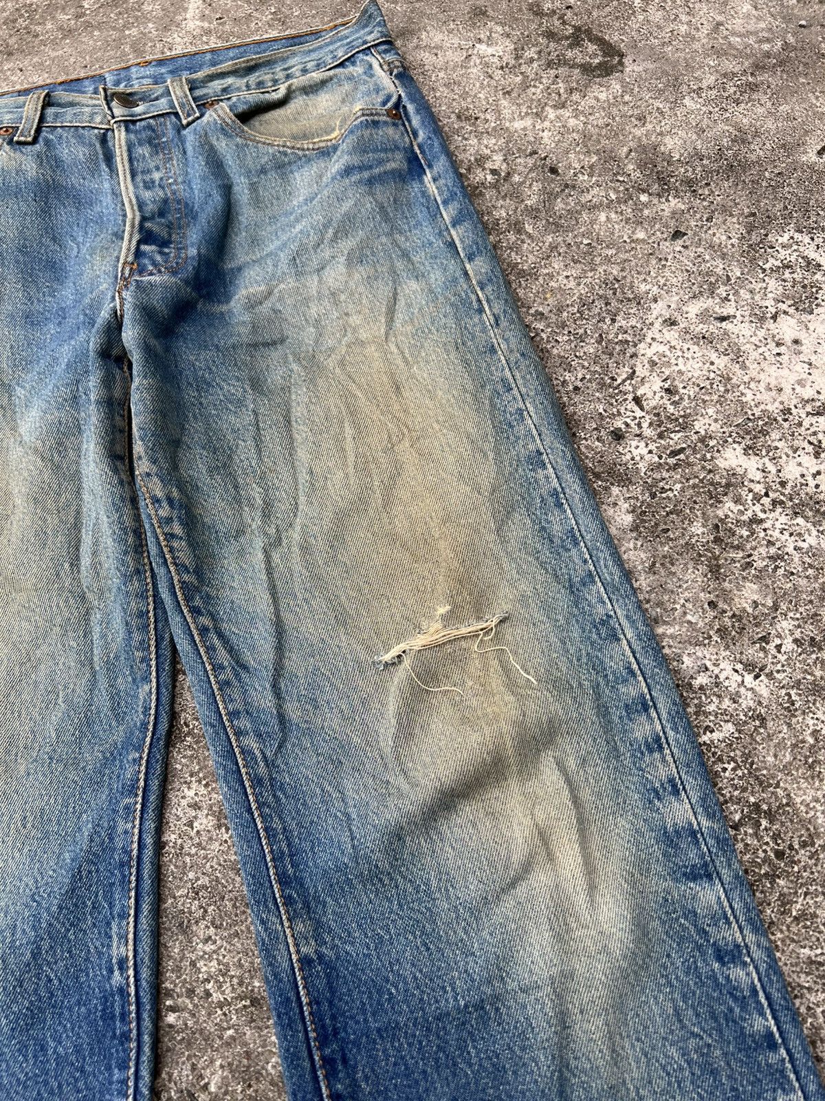 Levi's Vintage 80’s Levi’s 501 Distress Mud Wash Jean Very Rare Size US 31 - 10 Thumbnail