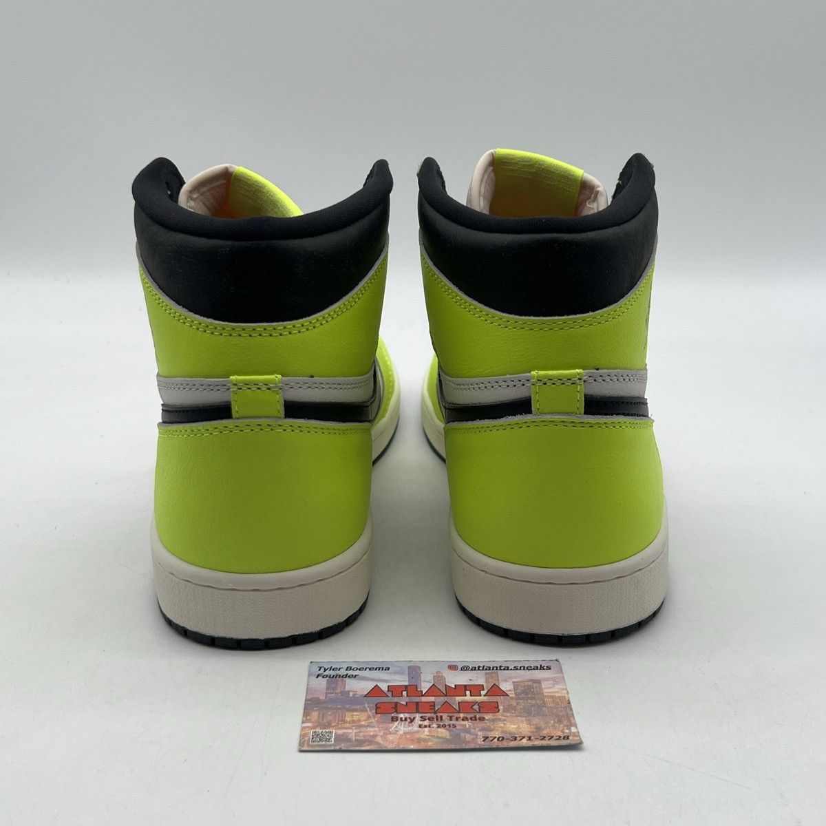 Nike Air Jordan 1 High Visionaire Size US 12 / EU 45 - 3 Thumbnail