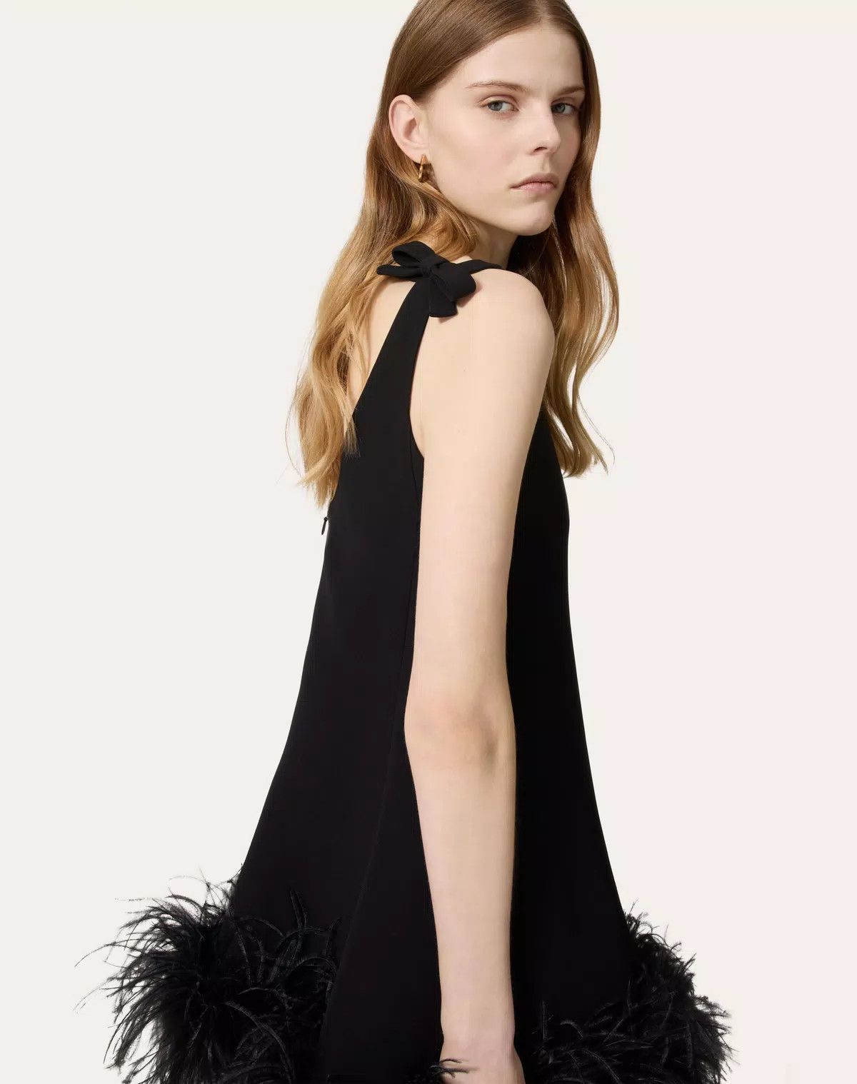 Valentino o1s1wg110426 Structured Couture Short Dress in Nero Size S / US 4 / IT 40 - 7 Thumbnail