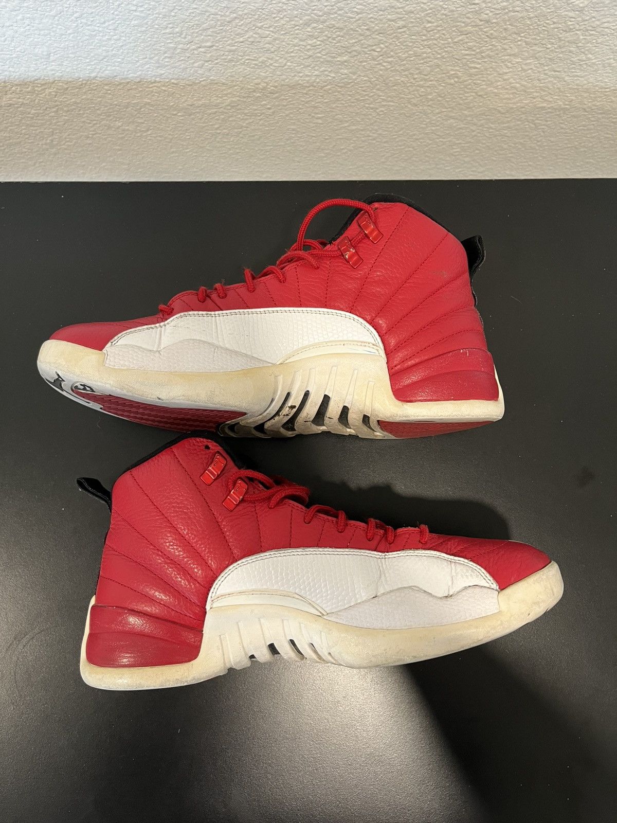 Jordan Brand Air Jordan 12 gym red 2016 Size US 10.5 / EU 43-44 - 3 Thumbnail