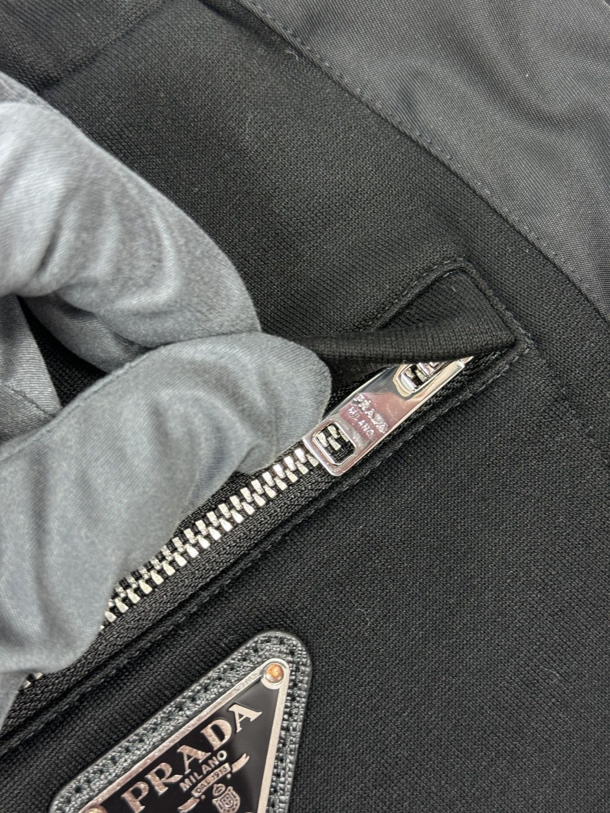 Prada TRIANGLE LOGO JOGGERS Size US 30 / EU 46 - 4 Thumbnail