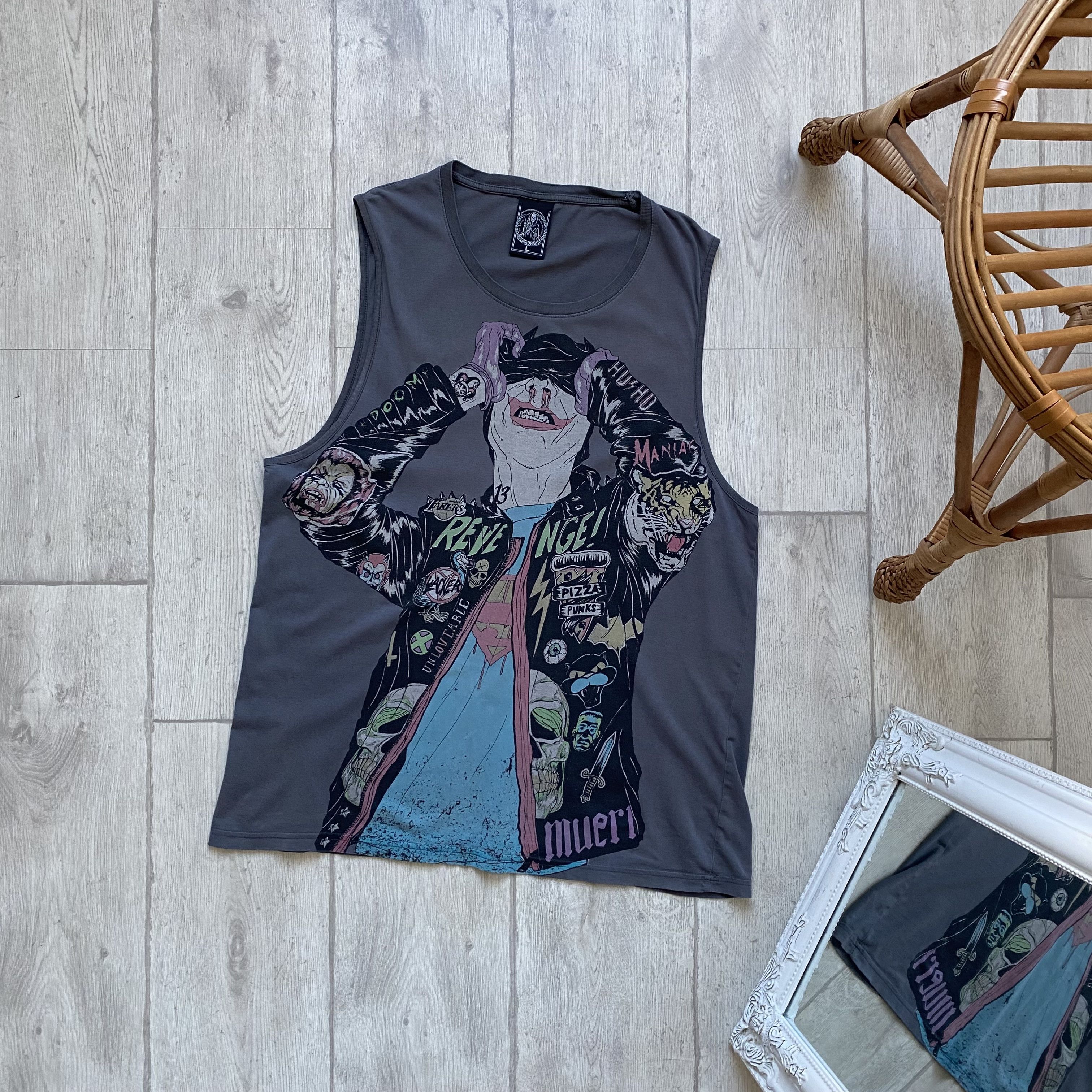 Band Tees Vintage Disturbia Jocker Style Rock Tee skull skategang Size US L / EU 52-54 / 3 - 1 Thumbnail