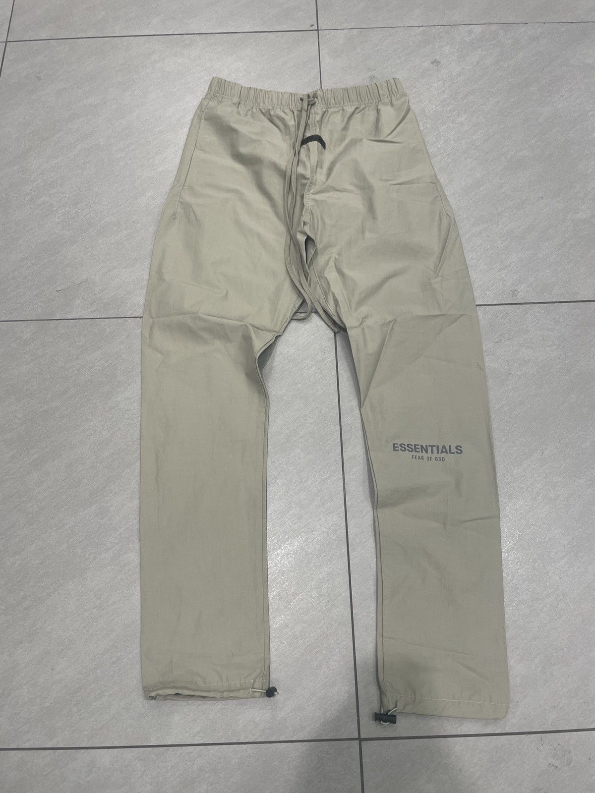 Essentials Fear of God Essentials Track Pant Pistachio XS Size US 28 / EU 44 - 1 Thumbnail