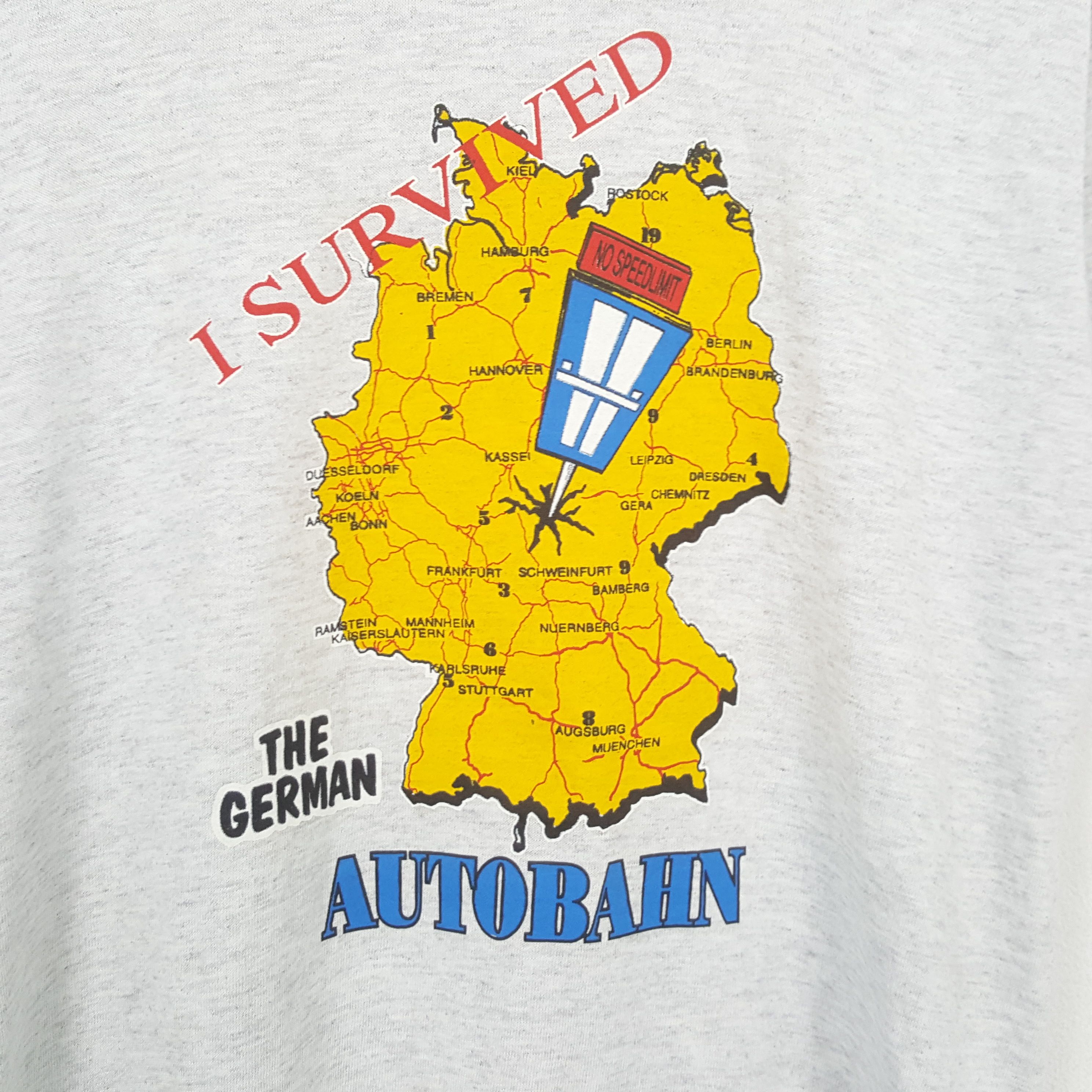Vintage I Survived Vintage Tshirt RR25 Size US M / EU 48-50 / 2 - 2 Thumbnail