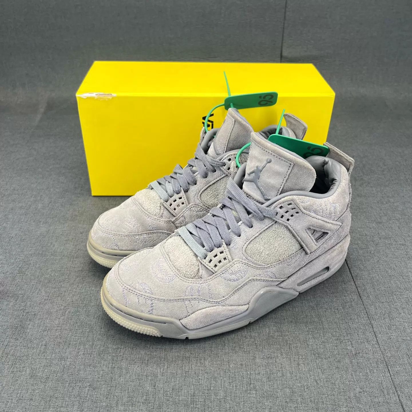 Nike Air Jordan 4 Kaws Gray 41 New With Box Size US 8 / EU 41 - 1 Thumbnail