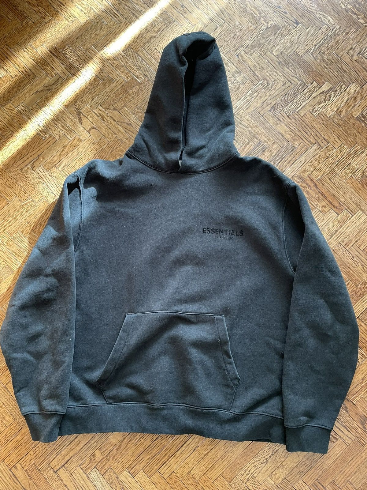 Essentials Essentials Fear of God Black Hoodie Size US S / EU 44-46 / 1 - 1 Thumbnail