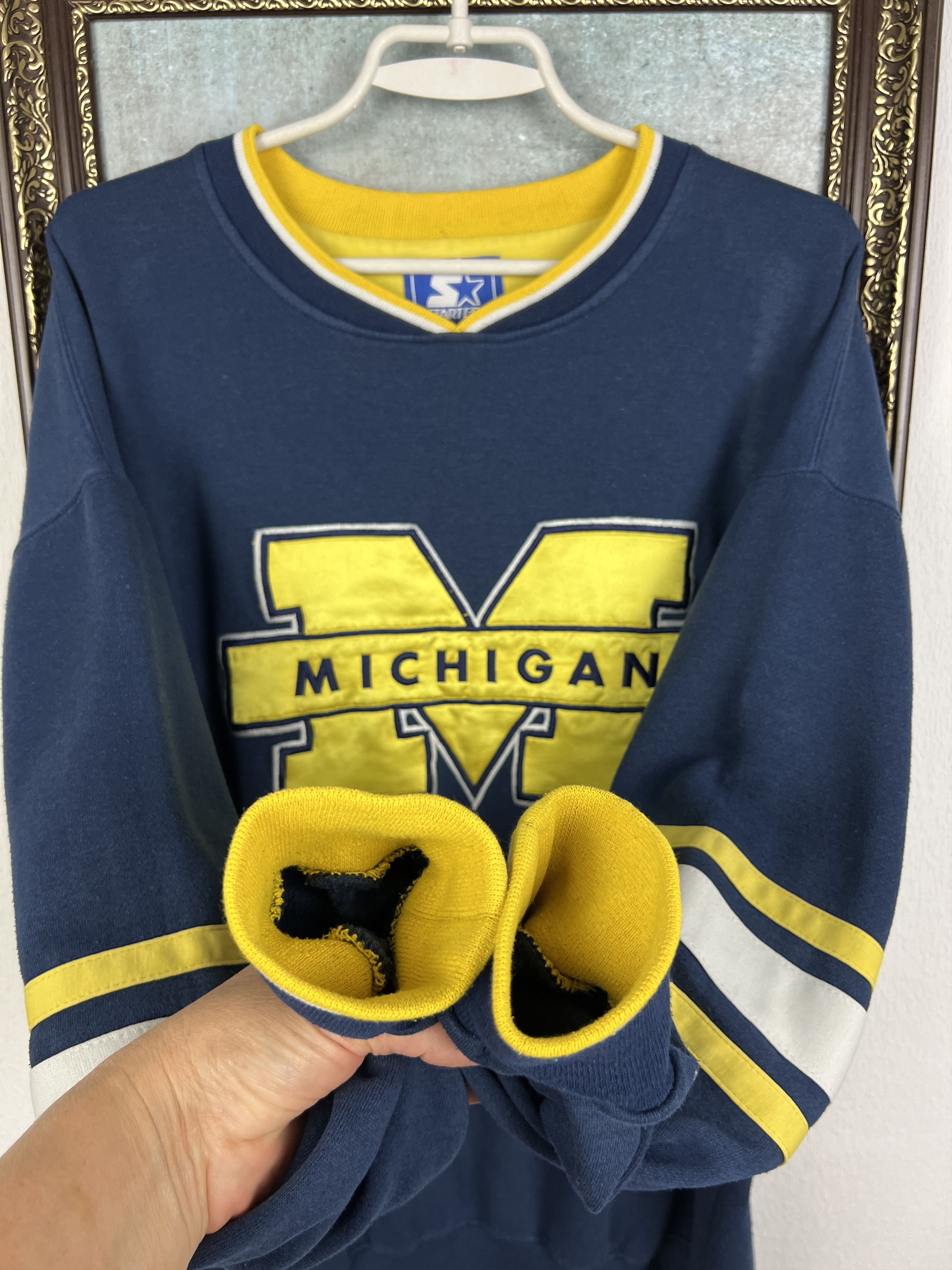Starter Vintage Michigan Wolverines Sweatshirt Over Print Crewneck Size US XL / EU 56 / 4 - 5 Thumbnail