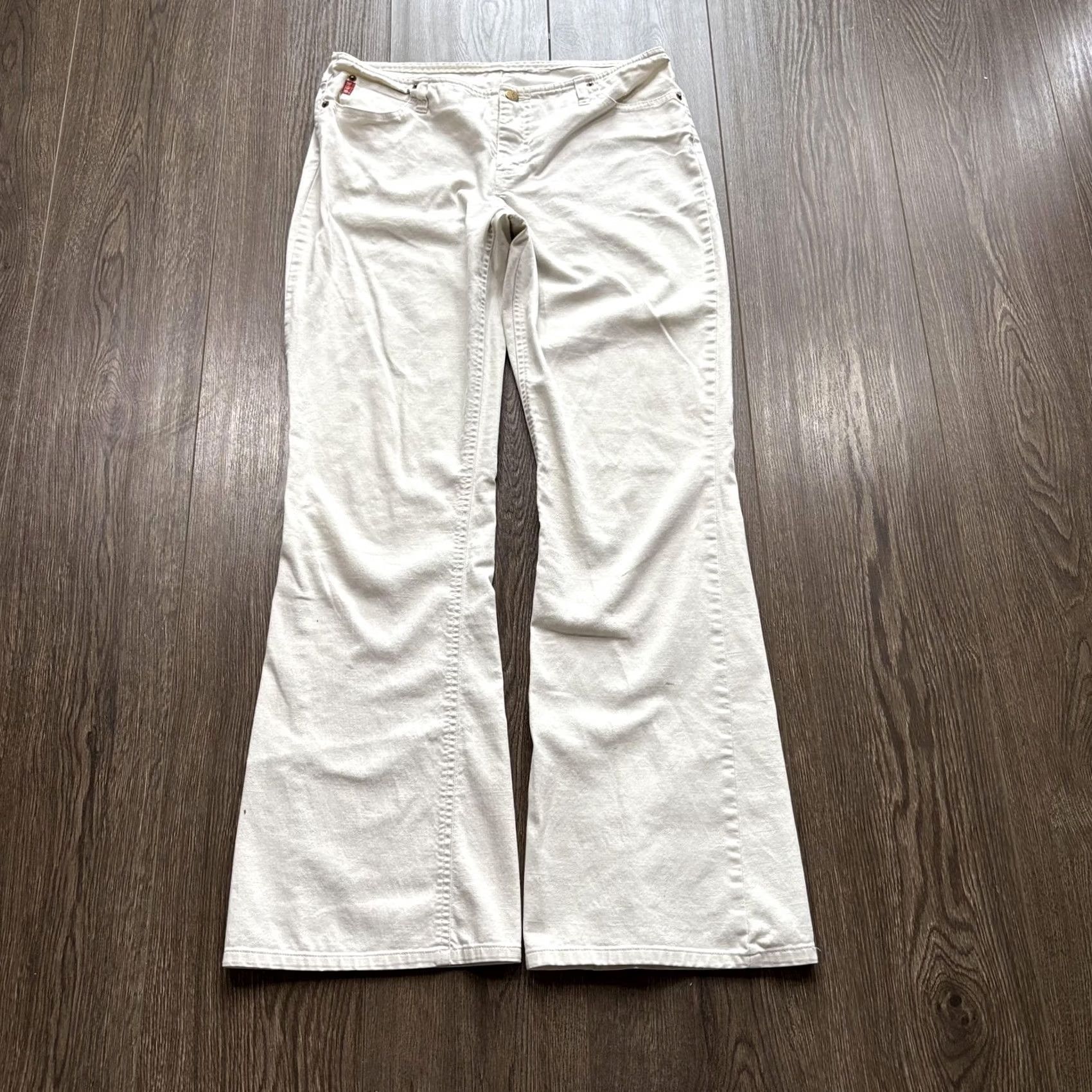 Denime Mudd Jeans Juniors 9 White Y2K Low Rise Bootcut Flare Stretch Denim Size 24" / US 00 / IT 34 - 4 Thumbnail