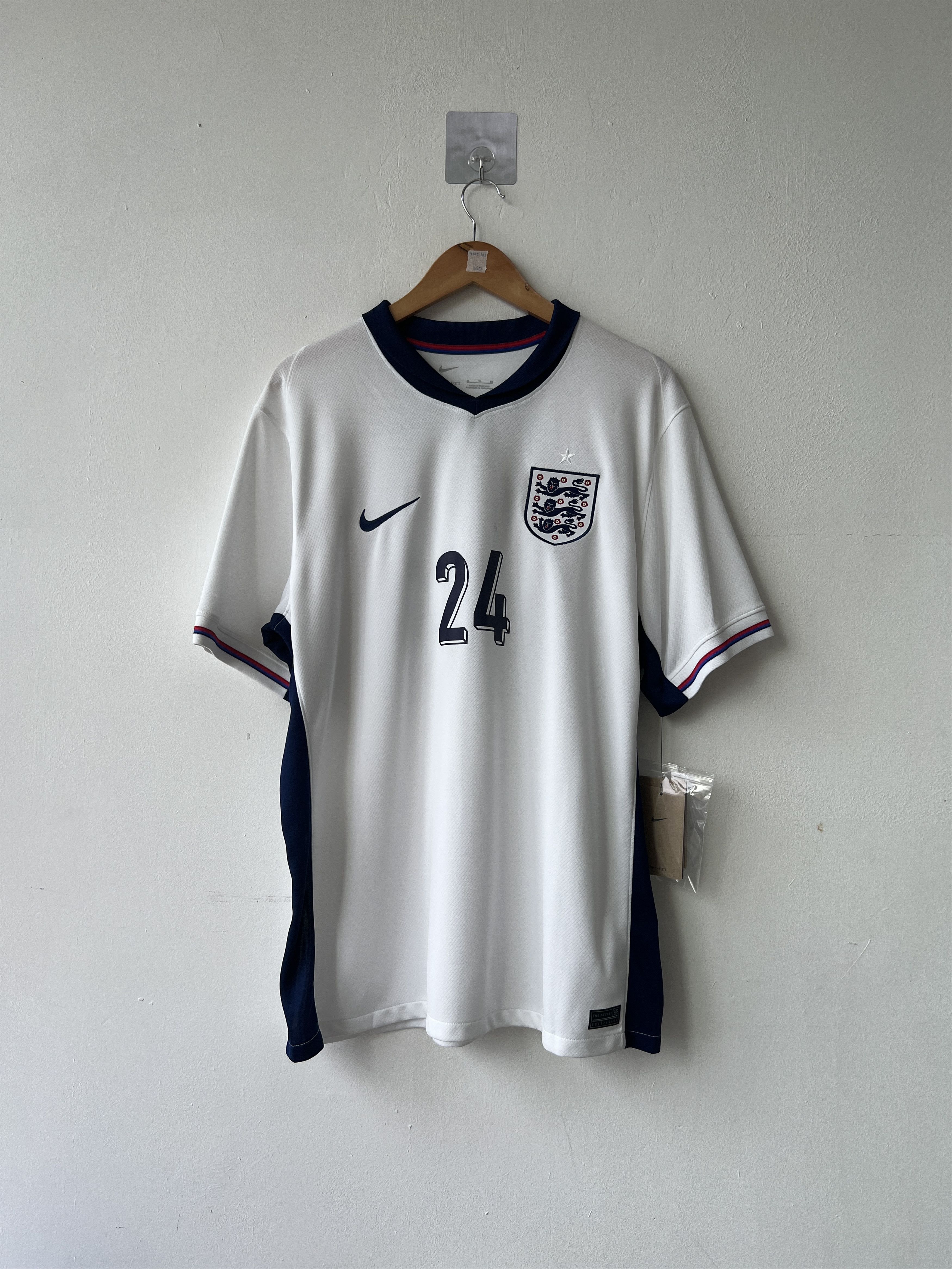 Nike (XL) England 2024-25 Home Kit Palmer #24 (NEW) Size US XL / EU 56 / 4 - 2 Thumbnail