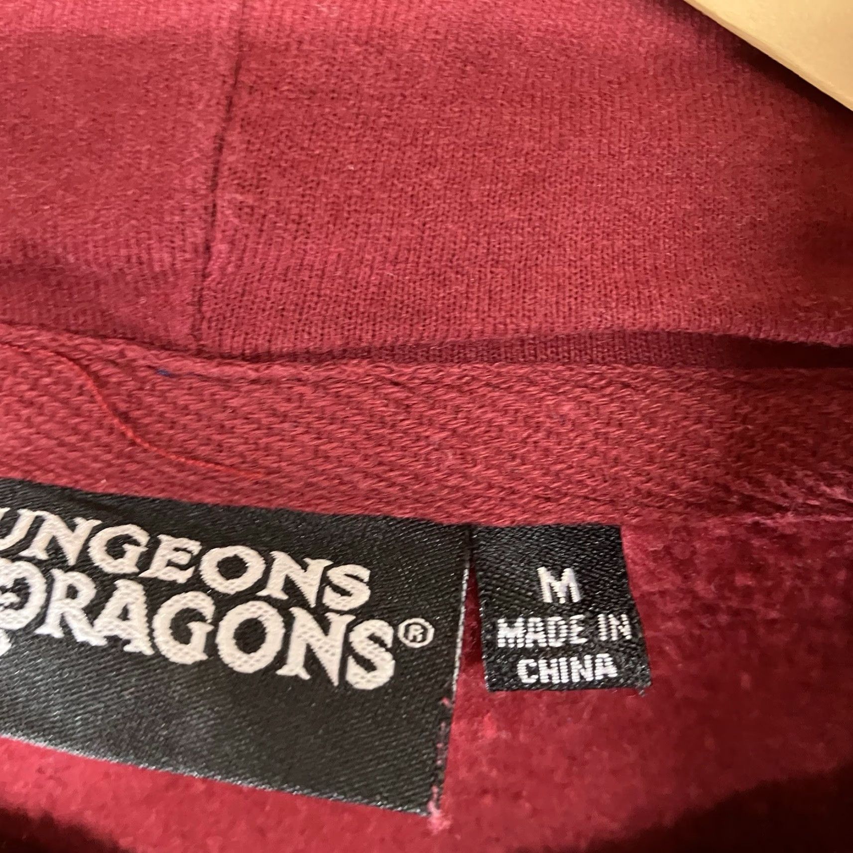 Vintage Dungeons & Dragons Hoodie Adult Medium Red Graphic Dragon Pullover Lightweight Pocket Hooded 80s Retro Mens Size US M / EU 48-50 / 2 - 6 Thumbnail