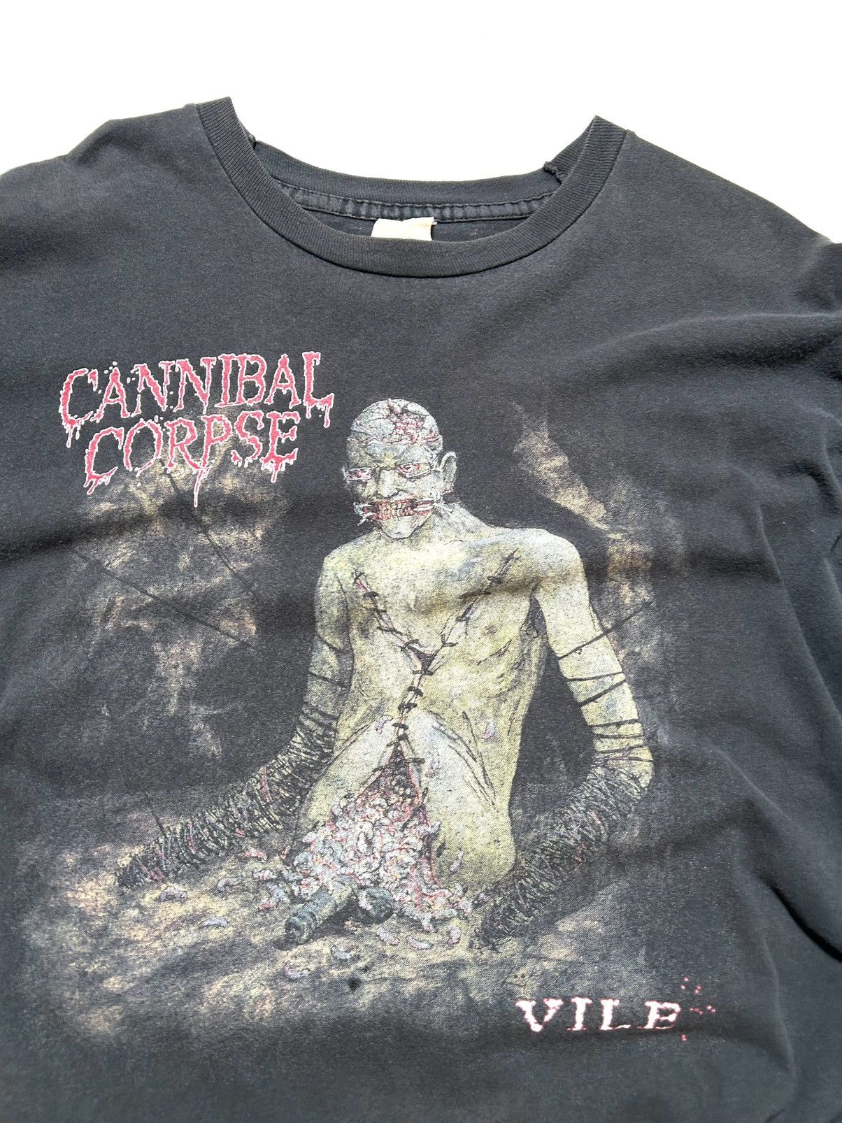 Band Tees Cannibal Corpse 90's 'Vile' T-Shirt XL-XXL Size US XL / EU 56 / 4 - 2 Thumbnail