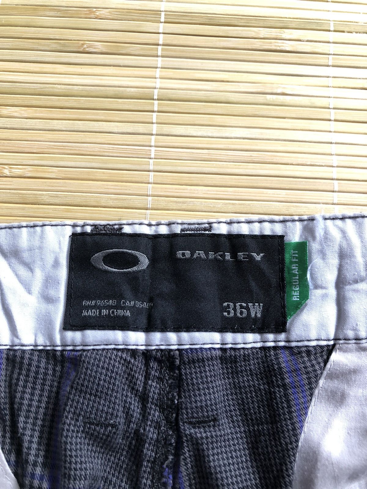 Oakley Oakley Short pants Size US 37 - 7 Thumbnail