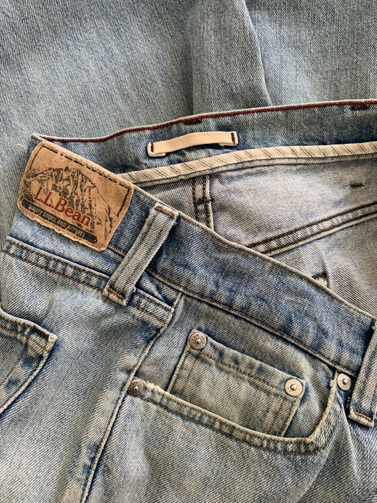 L.L. Bean Vintage LL Bean Natural fit Distressed Faded Jeans Size US 36 / EU 52 - 5 Thumbnail