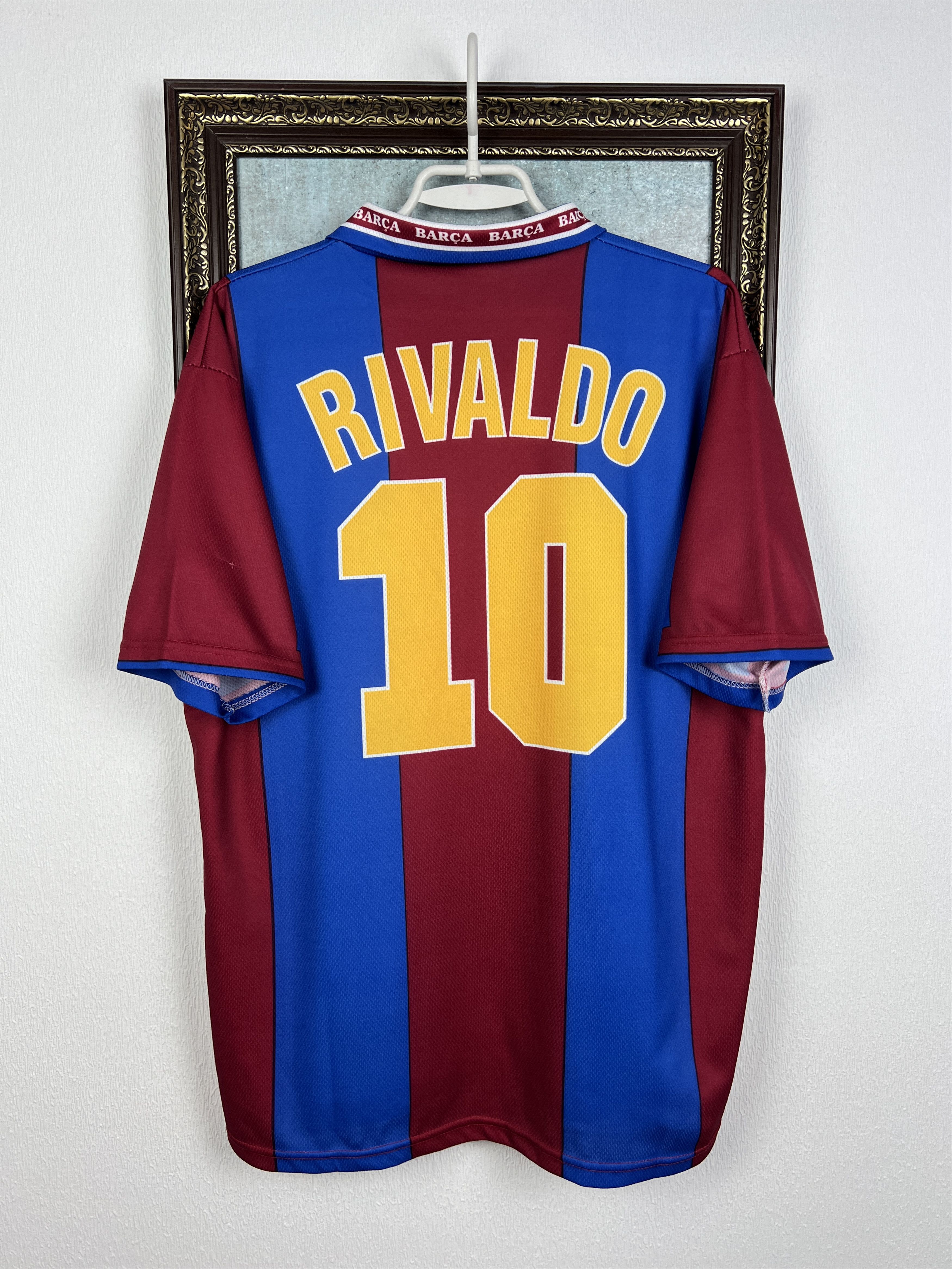 Vintage Barcelona Fun Jersey Football Shirt Rivaldo Camiseta Jersey Size US XL / EU 56 / 4 - 7 Thumbnail