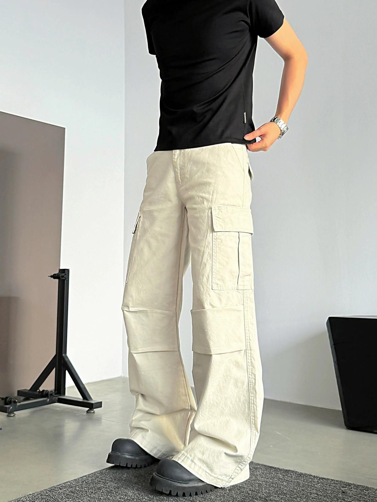 Other Multi Pocket Wide Leg Cargo Pants Size US 32 / EU 48 - 3 Thumbnail