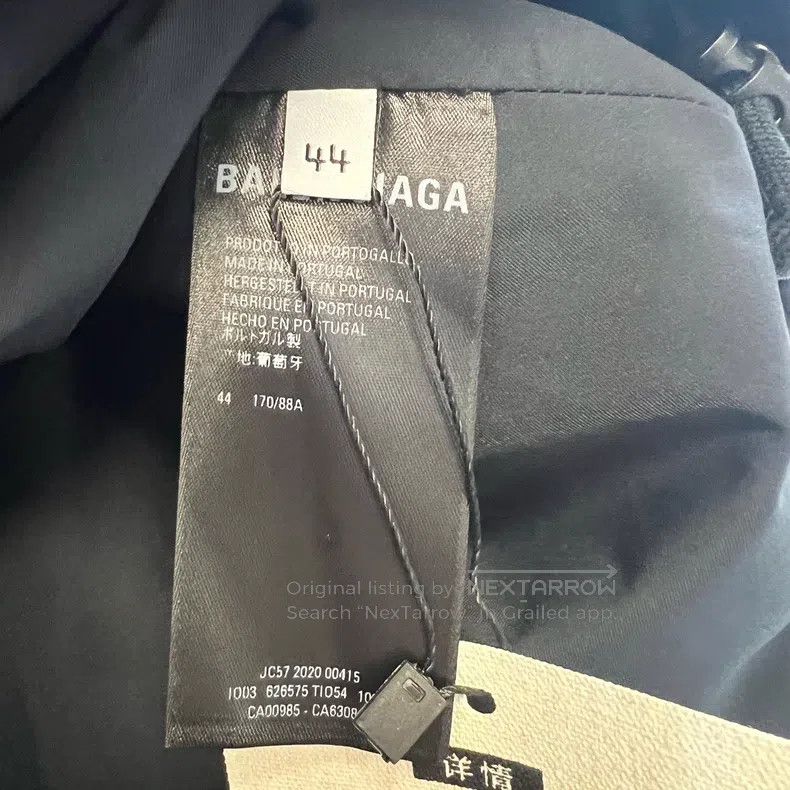 Balenciaga Balenciaga News logo printed nylon coach jacket coat Size US S / EU 44-46 / 1 - 6 Thumbnail