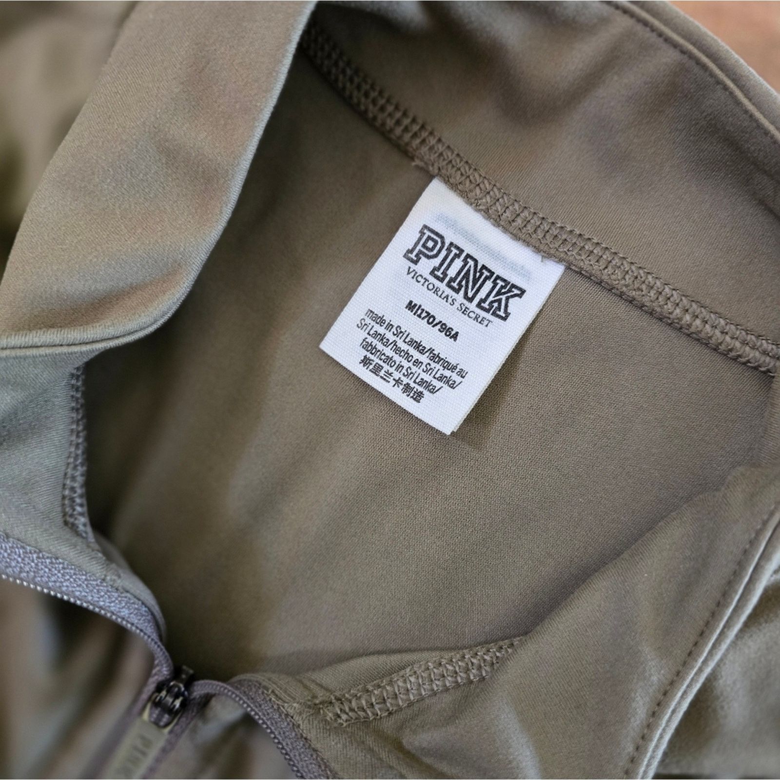 Victoria's Secret Desert Sand | VICTORIA SECRET | Cropped Zip Up Size M / US 6-8 / IT 42-44 - 3 Thumbnail