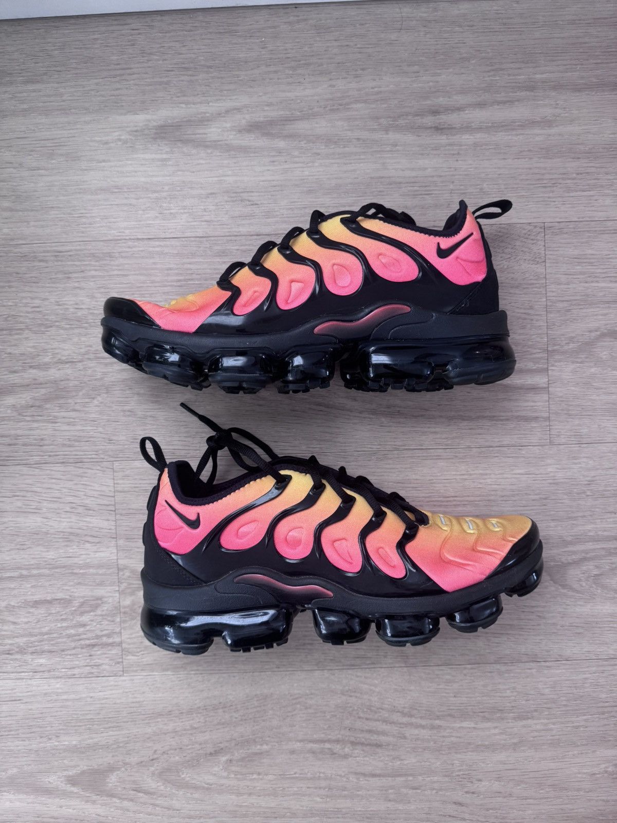 Nike Nike Air VaporMax Plus Size US 10 / EU 43 - 5 Thumbnail