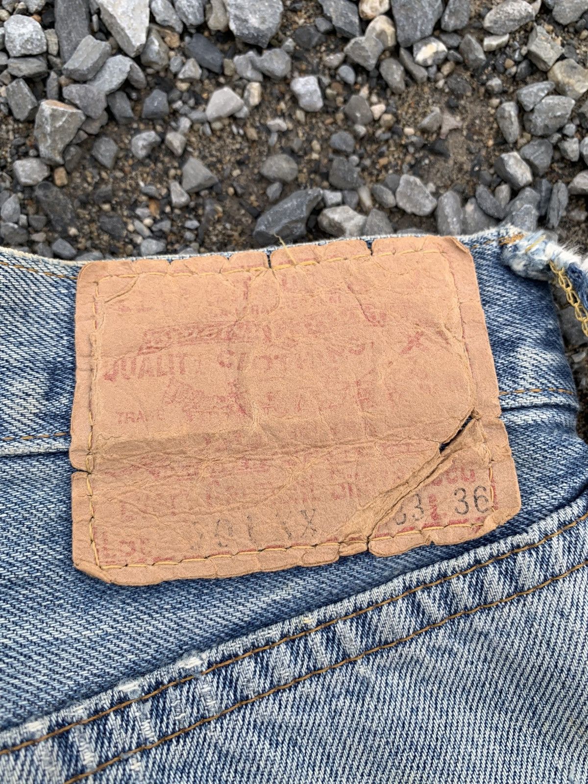 Kapital VINTAGE LEVIS 501XX BIG E SELVEDGE DAMAGE DISTRESSED DENIM Size US 30 / EU 46 - 12 Thumbnail