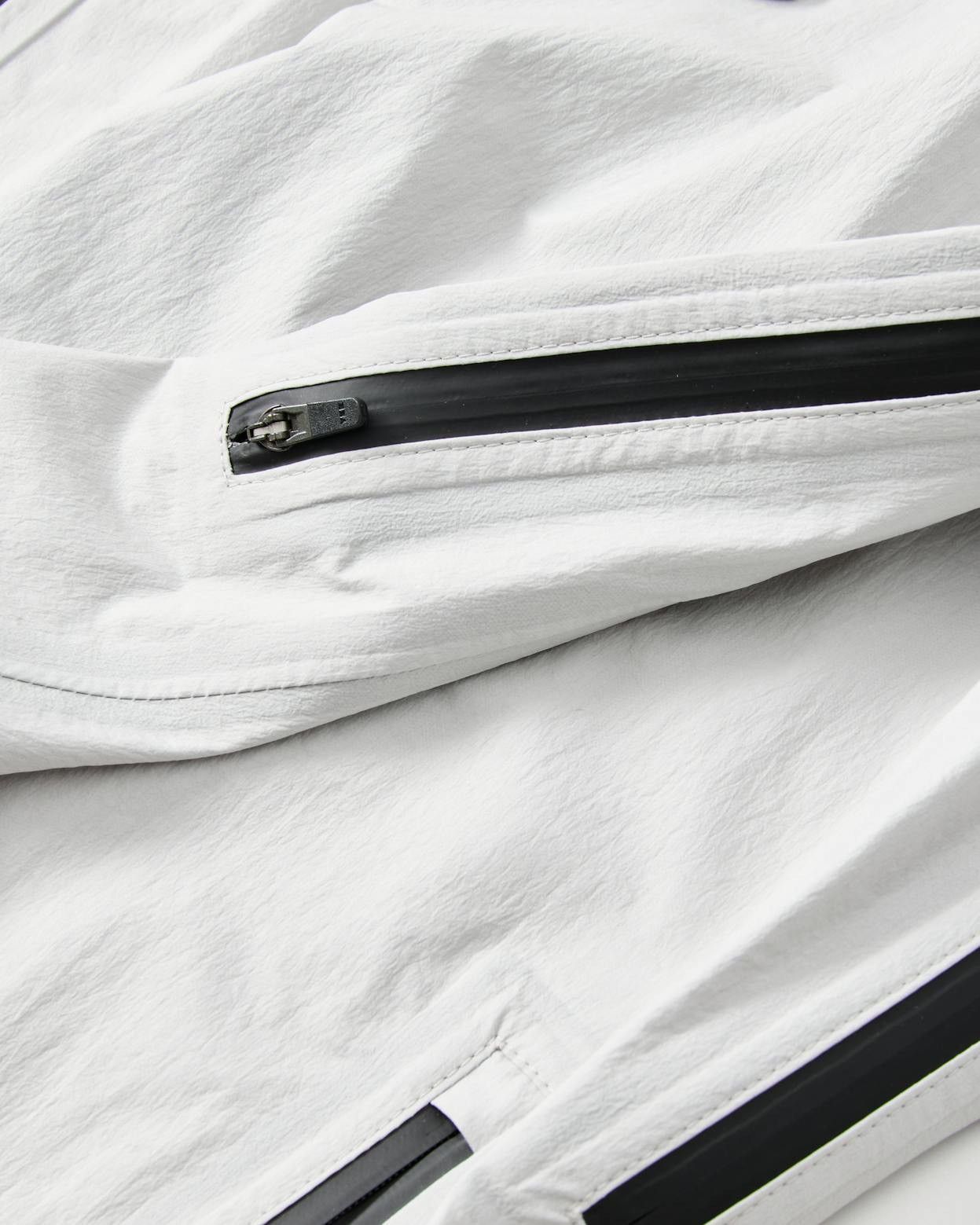 District Vision District Vision 3-Layer Waterproof Mountain Shell Jacket Size US XL / EU 56 / 4 - 6 Thumbnail