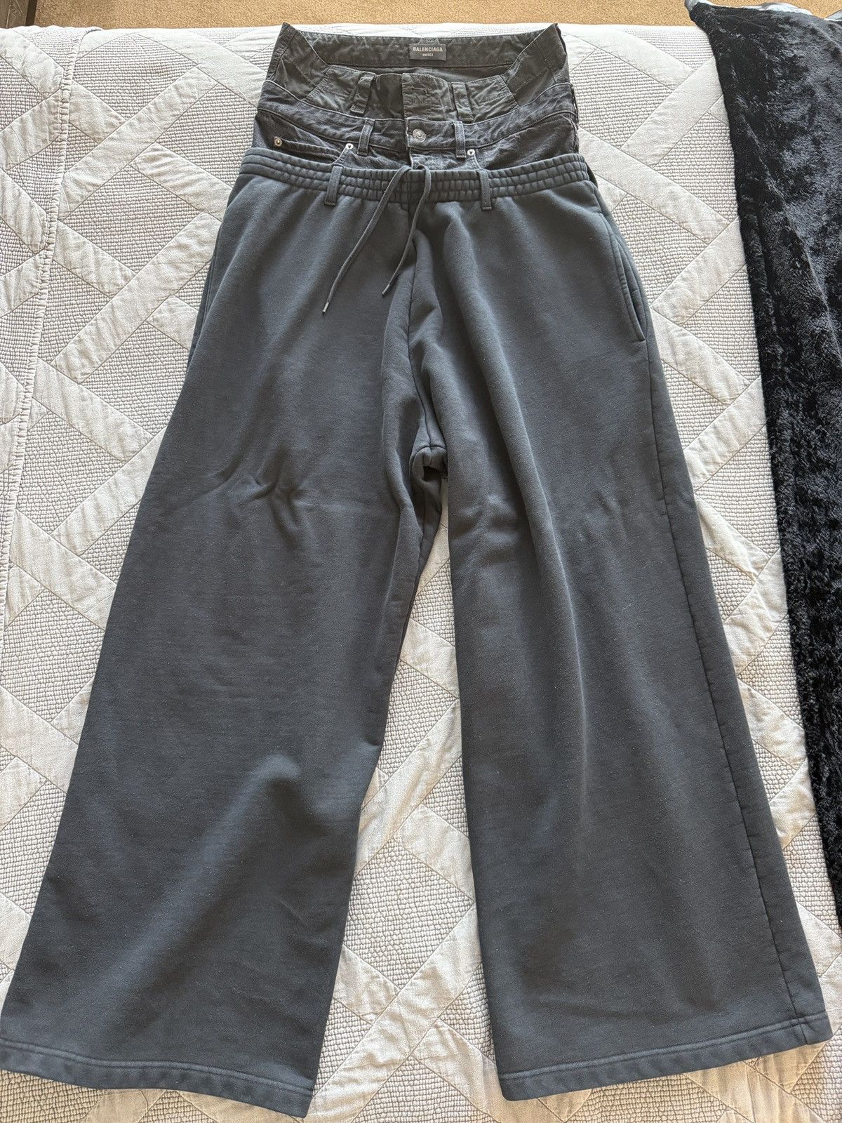 Balenciaga Balenciaga 3 Layer Sweats Size US 32 / EU 48 - 1 Thumbnail