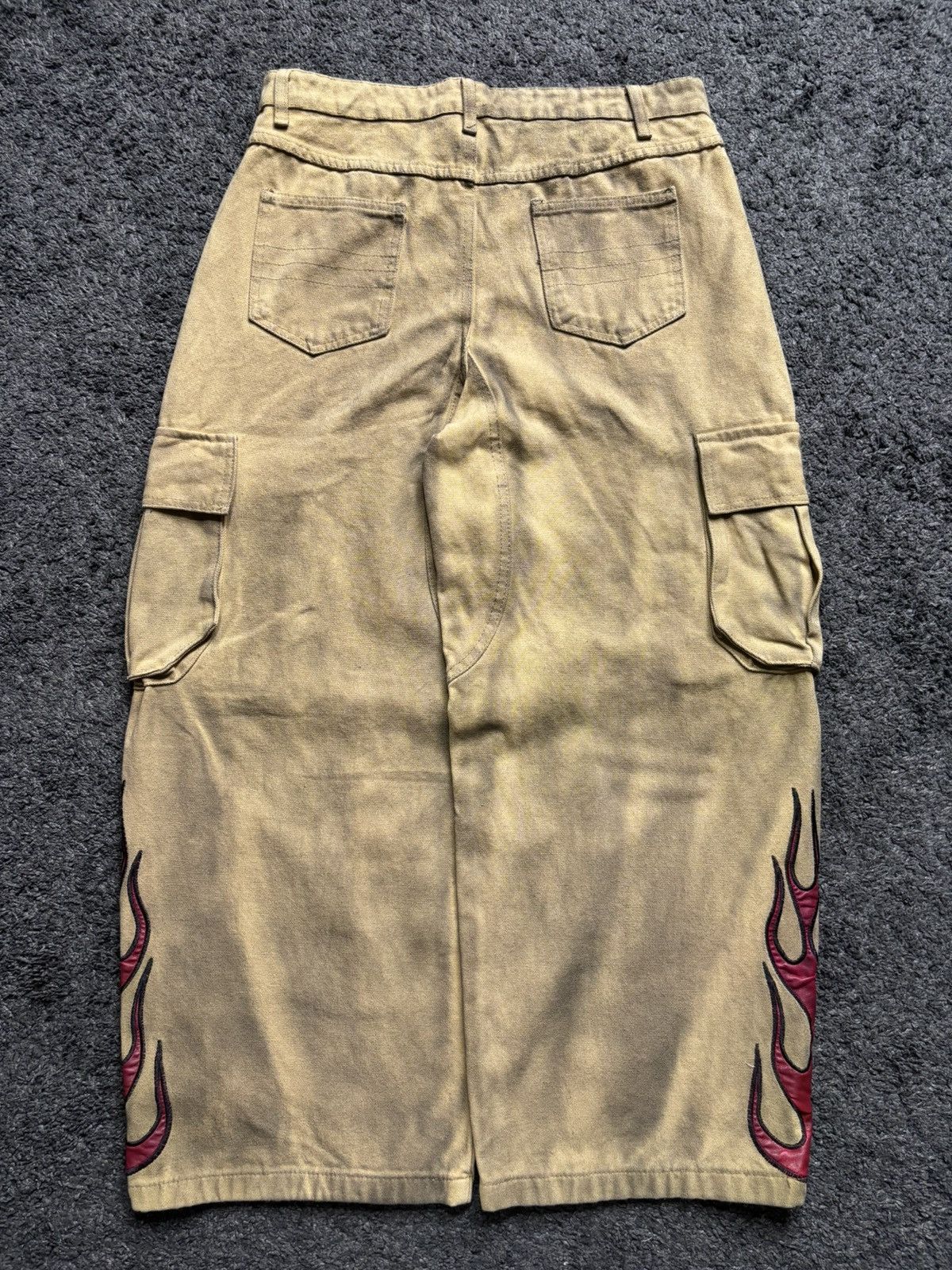 Vintage Vintage wide leg rare flames red yellow baggy cargo jeans Size US 34 / EU 50 - 14 Thumbnail