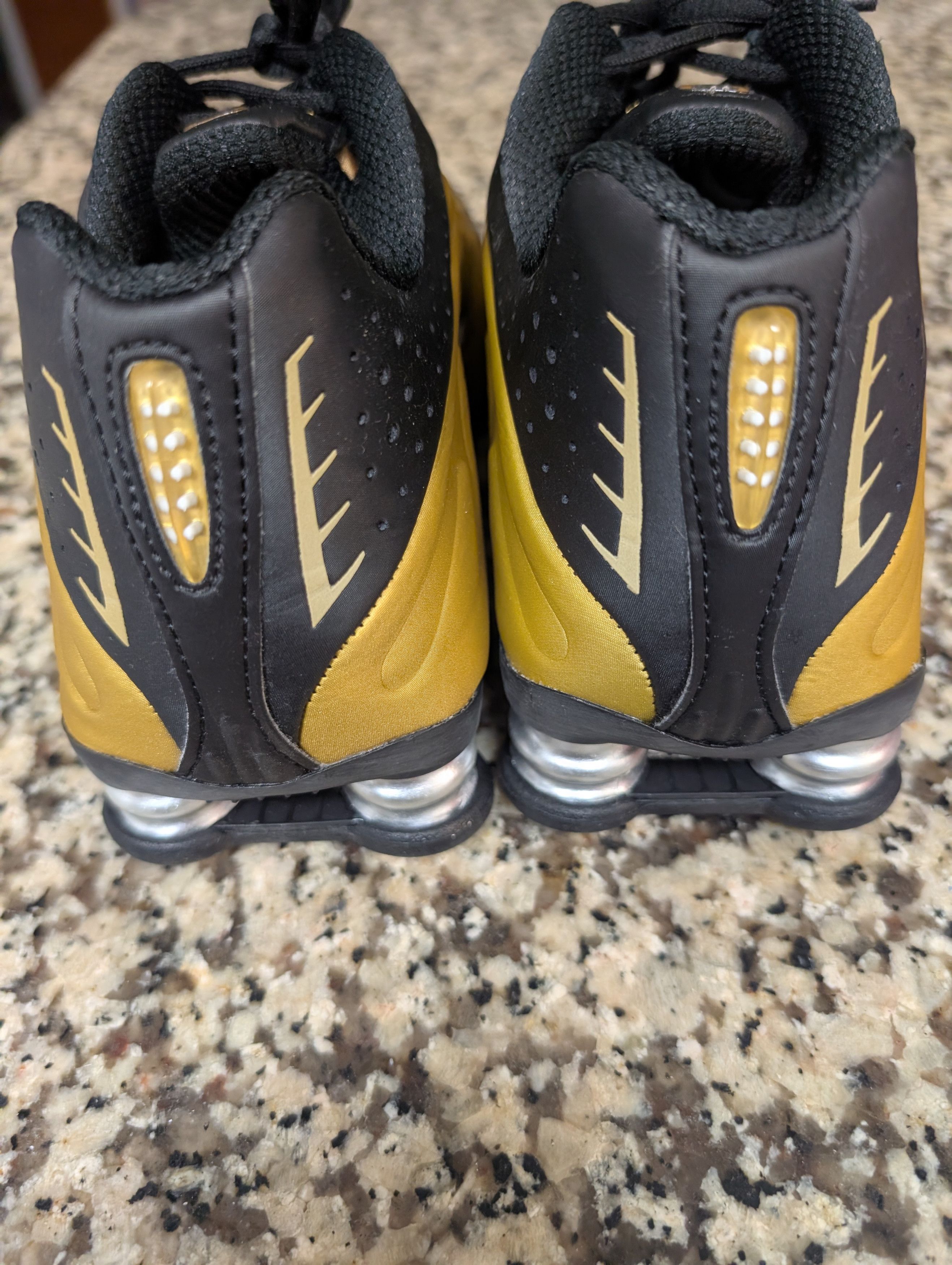 Nike Nike Shox R4 Size US 8 / IT 38 - 3 Thumbnail