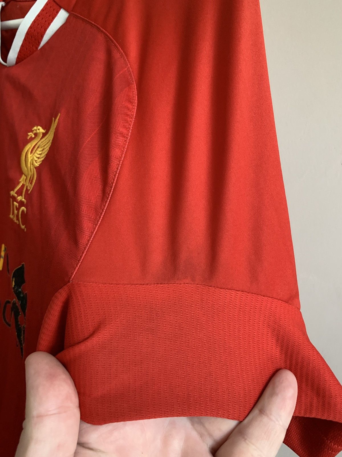 Warrior Liverpool 2014 Football Shirt Warrior Soccer COUTINHO #10 Size US S / EU 44-46 / 1 - 11 Thumbnail