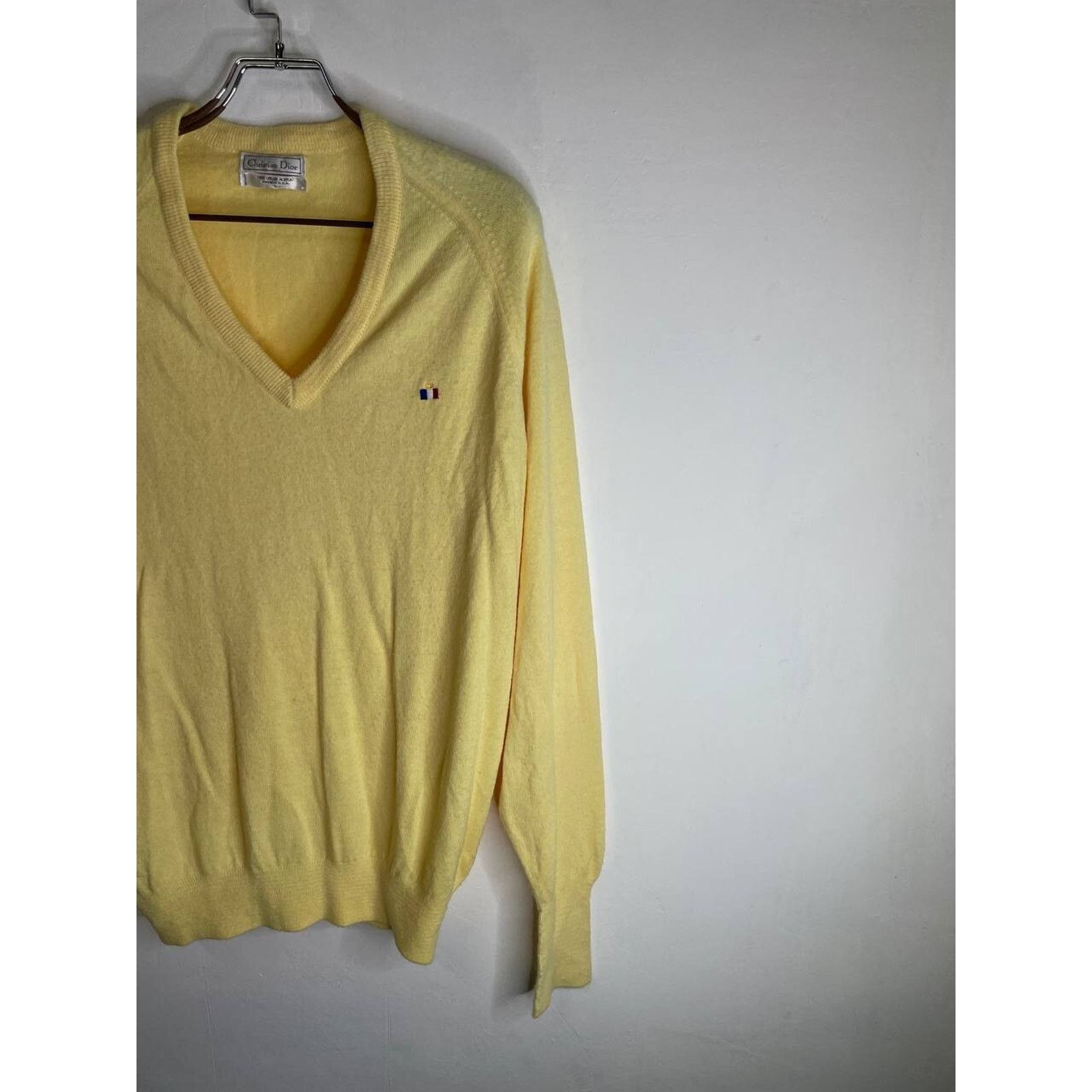 Dior × Vintage Vintage Christian Dior Yellow Sweater L V-Neck Orlon Acrylic Size US L / EU 52-54 / 3 - 3 Thumbnail