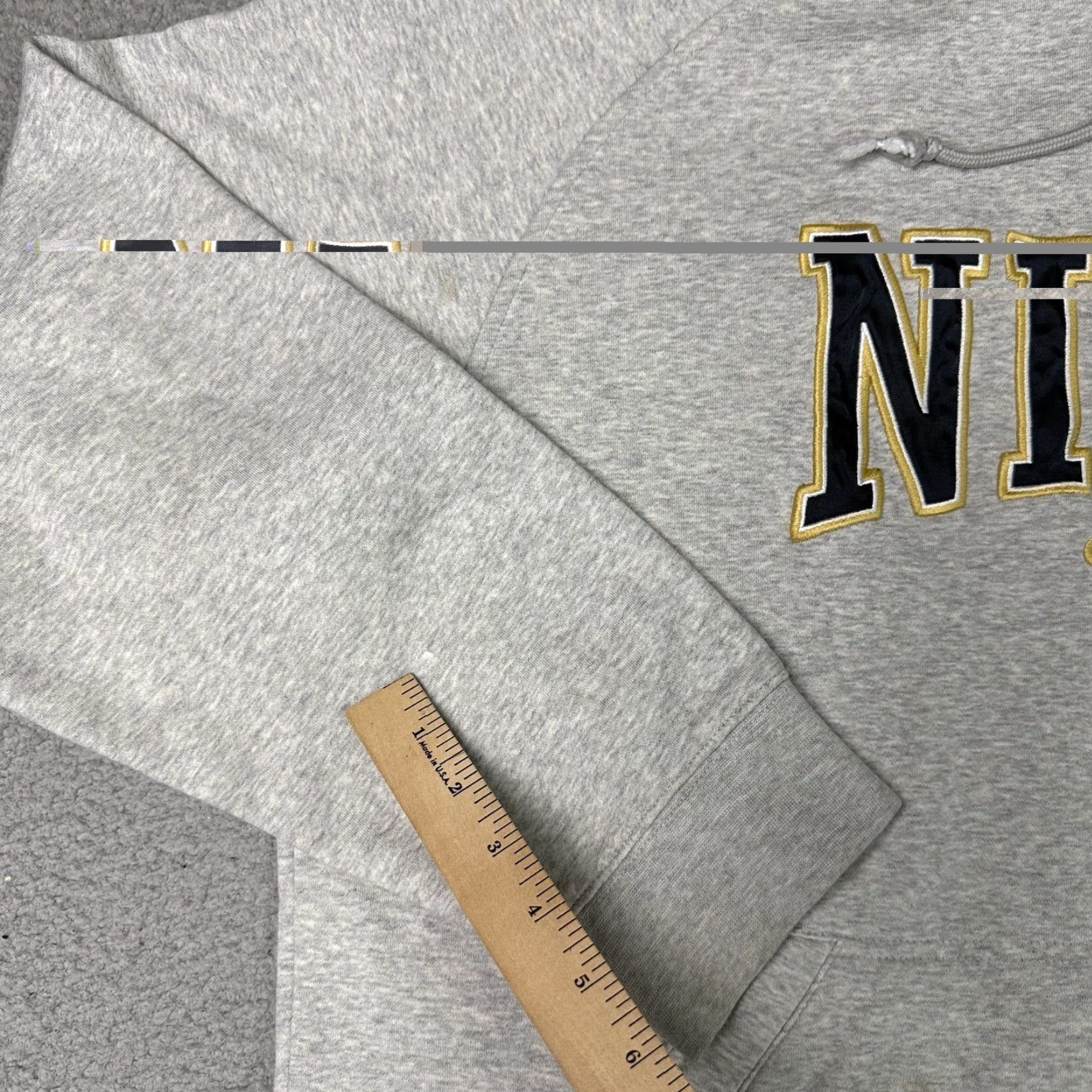 Nike VINTAGE Nike Center Swoosh Sweatshirt Hoodie Mens XL Gray Embroidered Pockets Pullover Logo 90s Sports Knit/Graphic Print Size US XL / EU 56 / 4 - 6 Thumbnail
