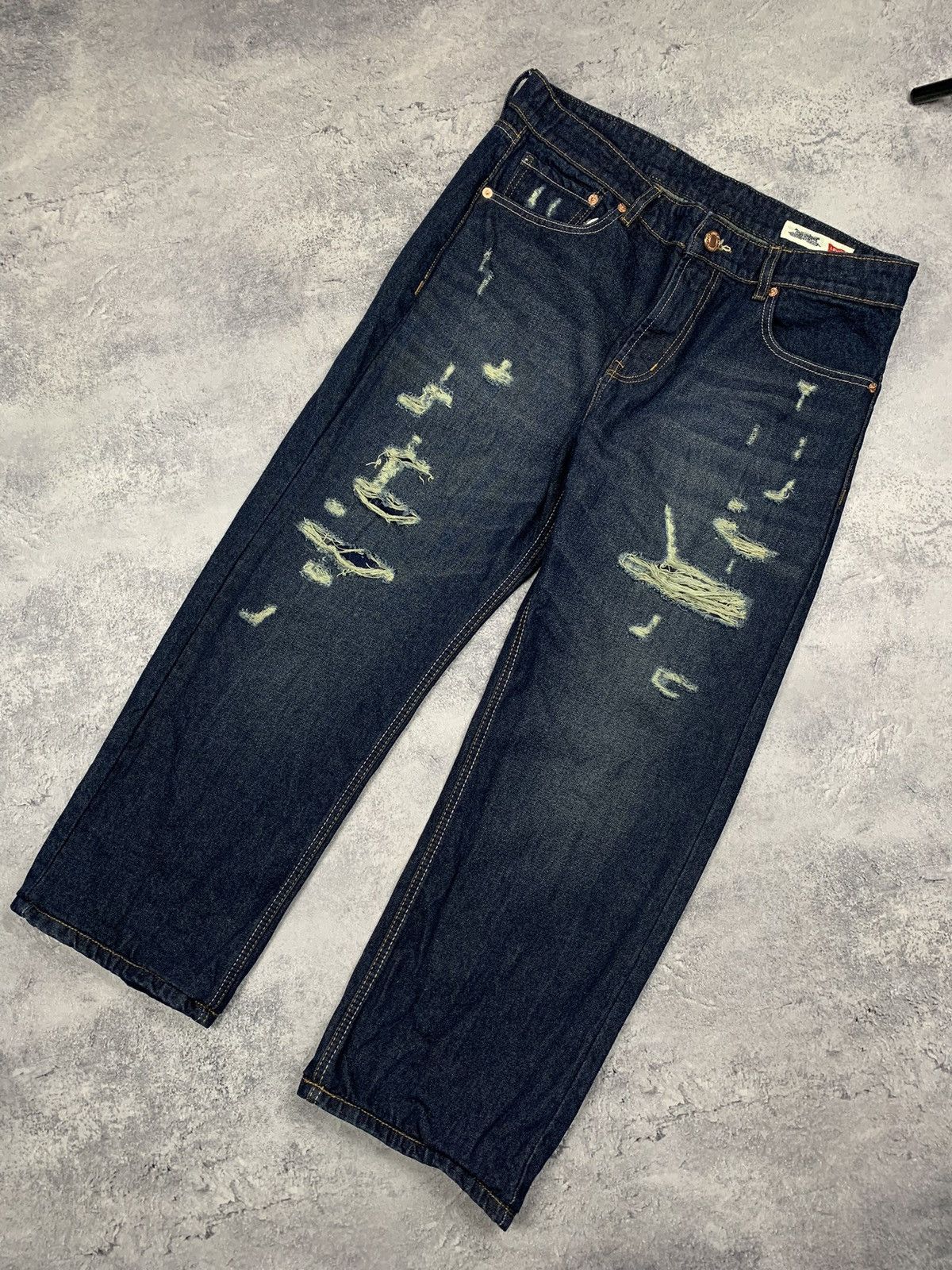 Levi's Levi’s Men’s Distressed Straight Leg Jeans Size 36 Navy Blue Size US 36 / EU 52 - 1 Thumbnail