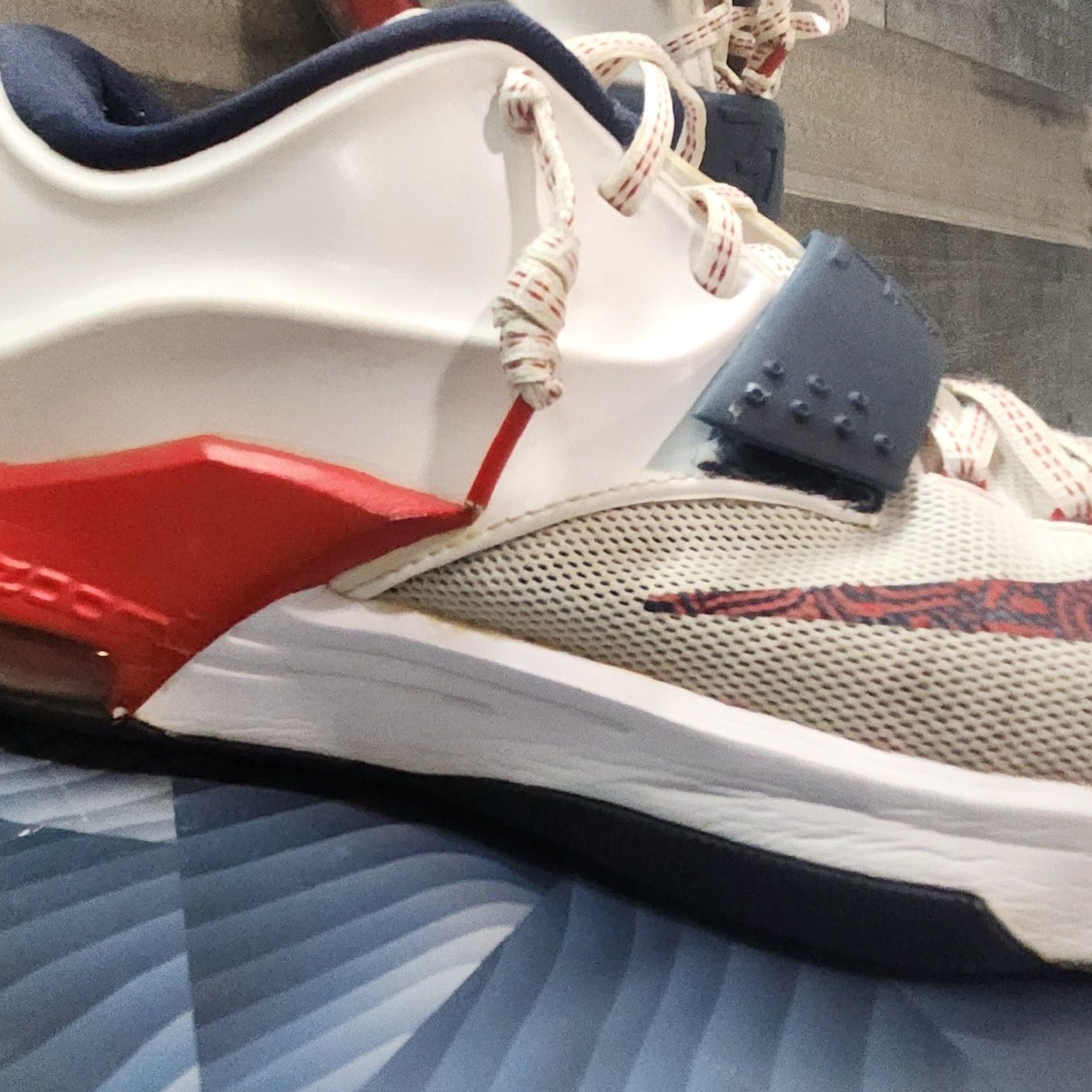Nike Nike KD VII 653996-146 2014 Size 8.5 Red White and Blue Zoom Sneaker Men Basketball USA Team Nike KD V11 Size US 8 / EU 41 - 3 Thumbnail