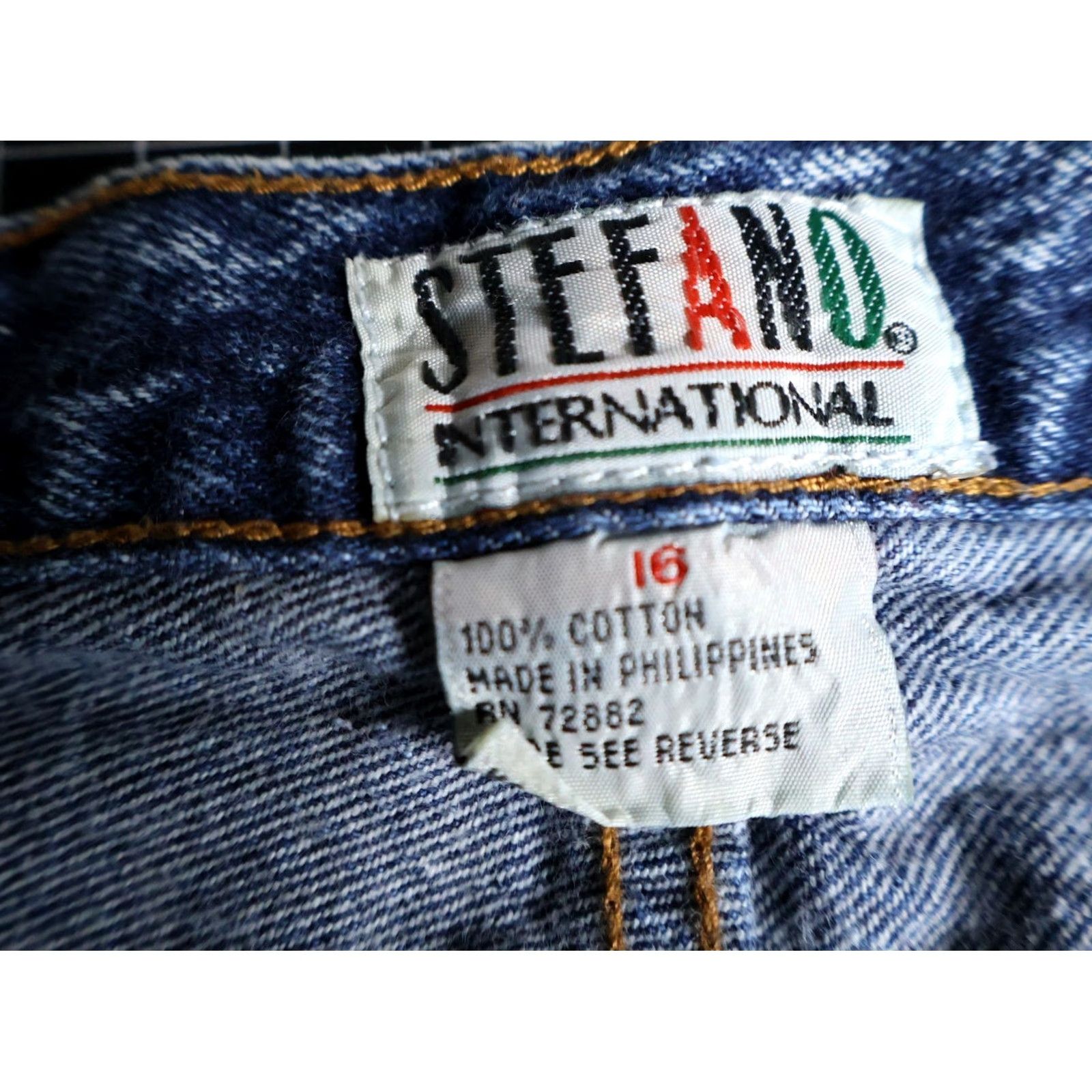 Vintage VINTAGE Stefano Women's 90s High Waisted Mom Jeans 16 Blue Acid Wash 30x29 Denim Jeans Women Size 38" / US 16 / IT 52 - 3 Thumbnail