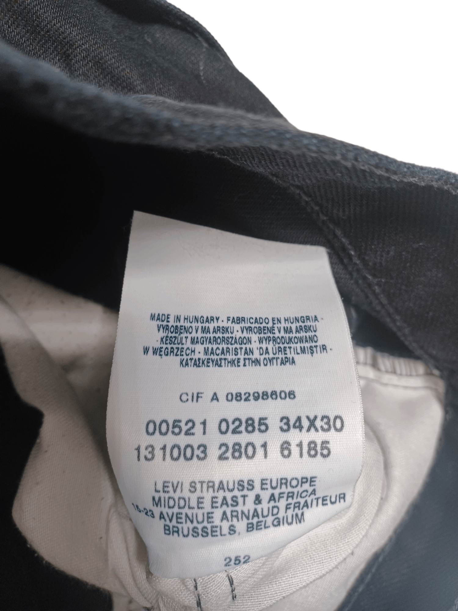 Levi's Vintage Clothing MADE IN HUNGARY LEVIS 521 STRAIGHT W34 L30 JEANS Size US 34 / EU 50 - 5 Thumbnail