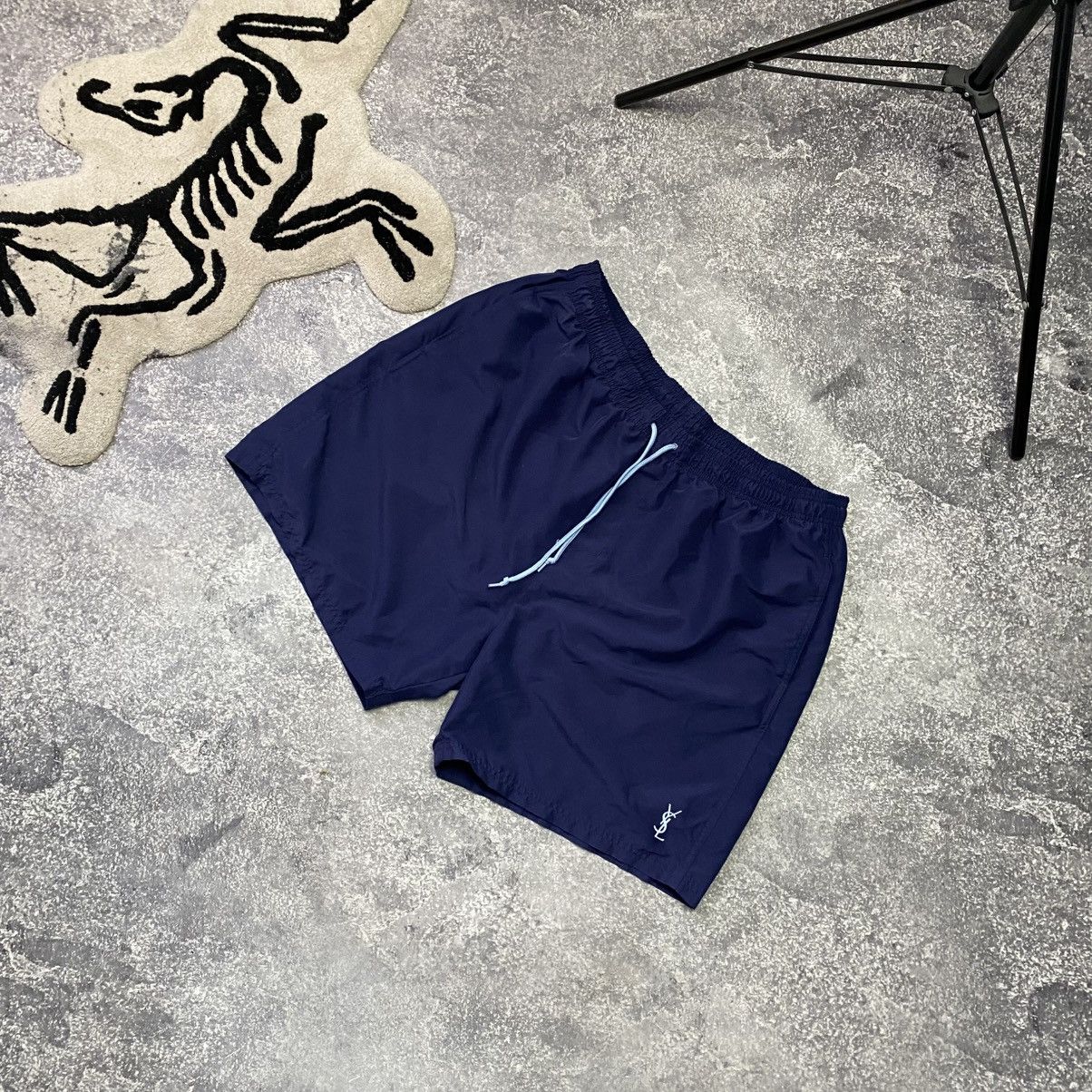 Yves Saint Laurent Luxury Yves Saint Laurent Small logo vintage rare shorts Size US 38 / EU 54 - 1 Thumbnail