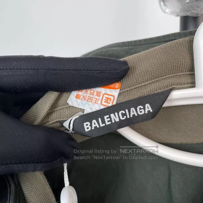 Balenciaga Balenciaga Green pieced chest pocket patchwork long-sleeve Size US M / EU 48-50 / 2 - 7 Thumbnail
