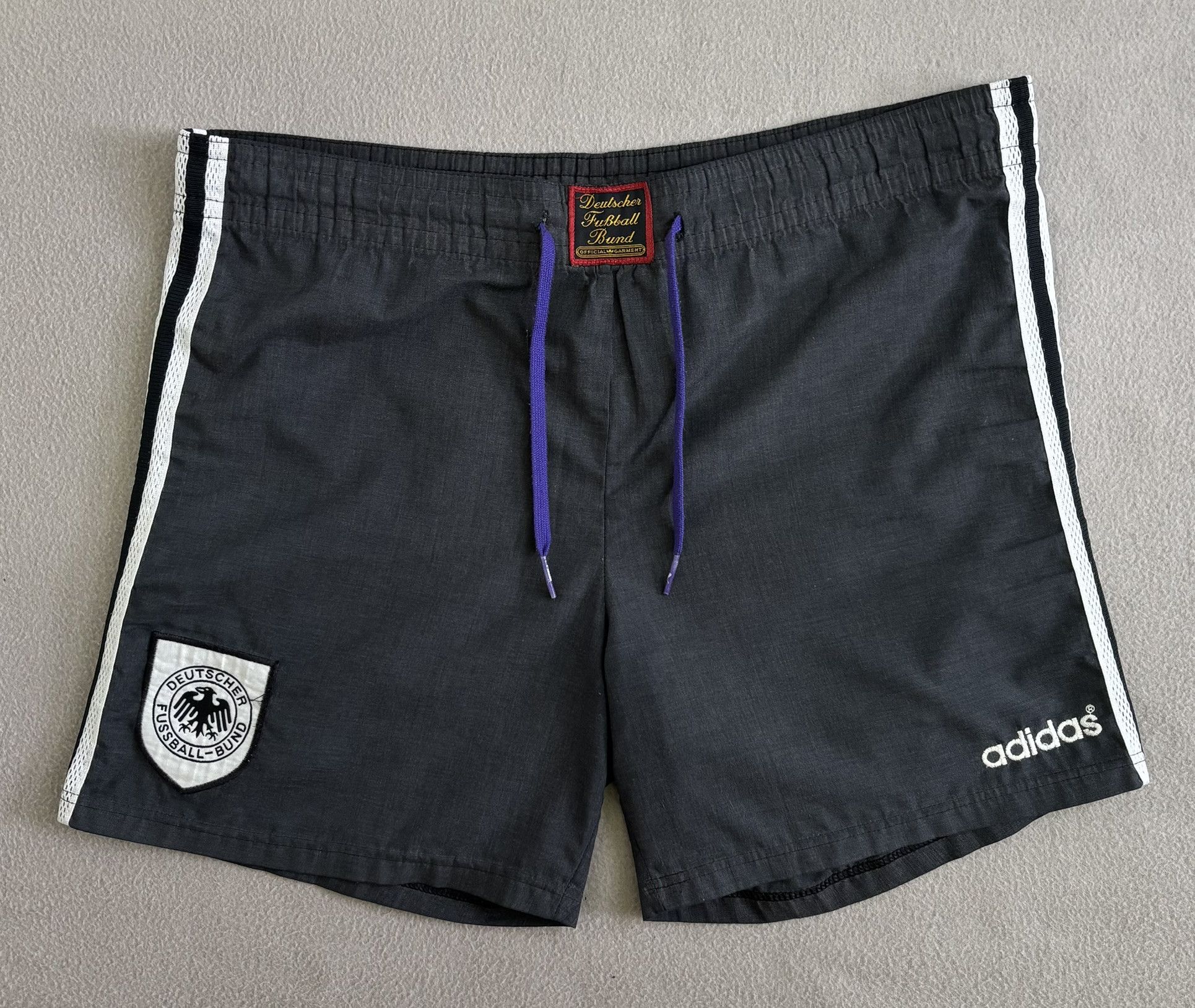 Adidas × Vintage Germany 1996 Adidas vintage Football shorts size L Size US 35 - 3 Thumbnail