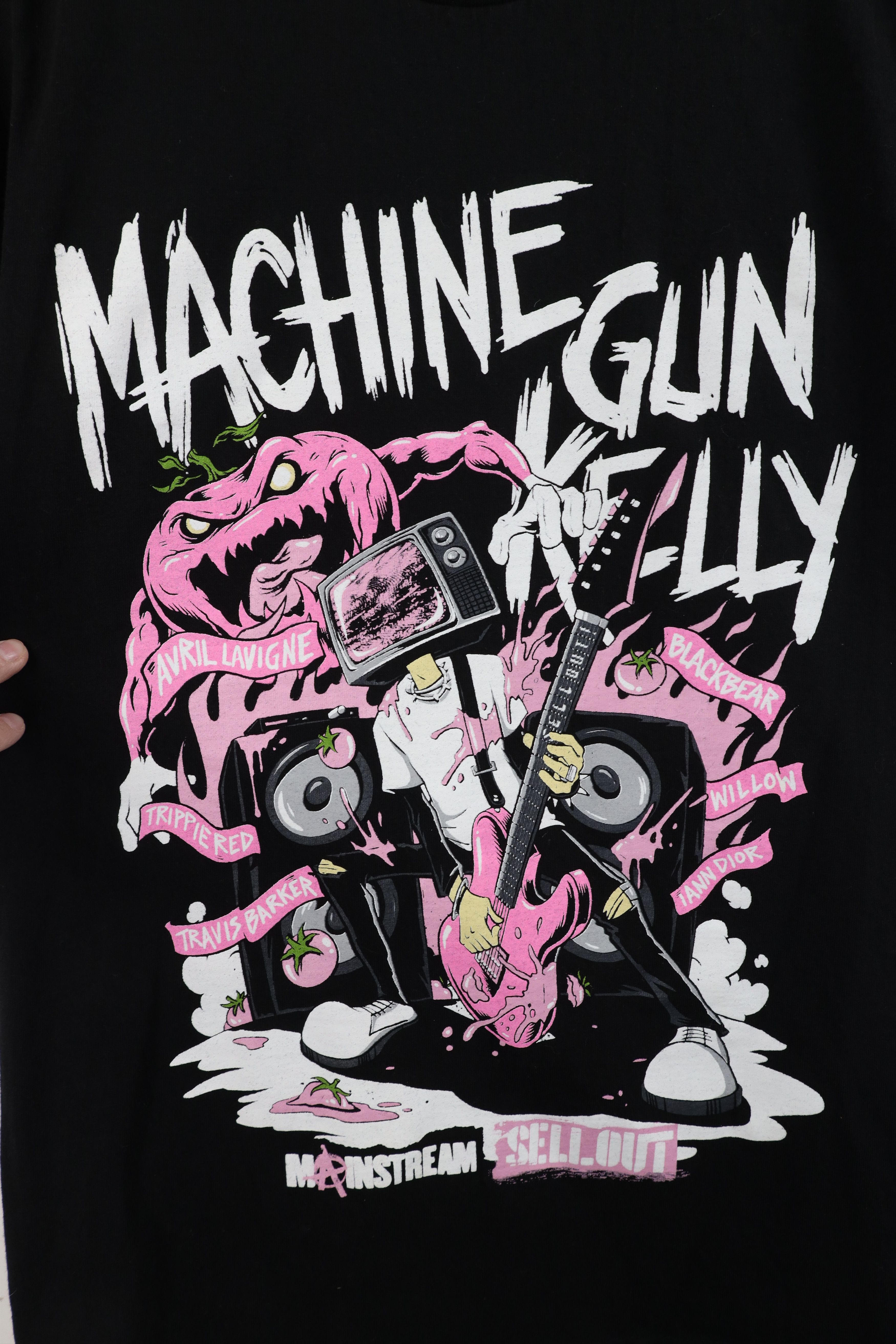Vintage Machine Gun Kelly Spell Out Mainstream Sellout Tour T-Shirt Size US S / EU 44-46 / 1 - 4 Thumbnail