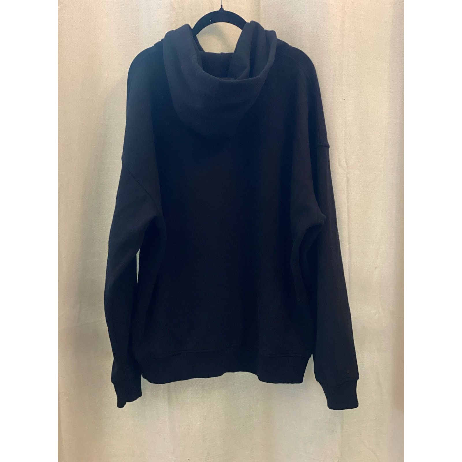 Roots Roots x Black ice Hoodie Gender Free m medium f large Size US M / EU 48-50 / 2 - 7 Thumbnail