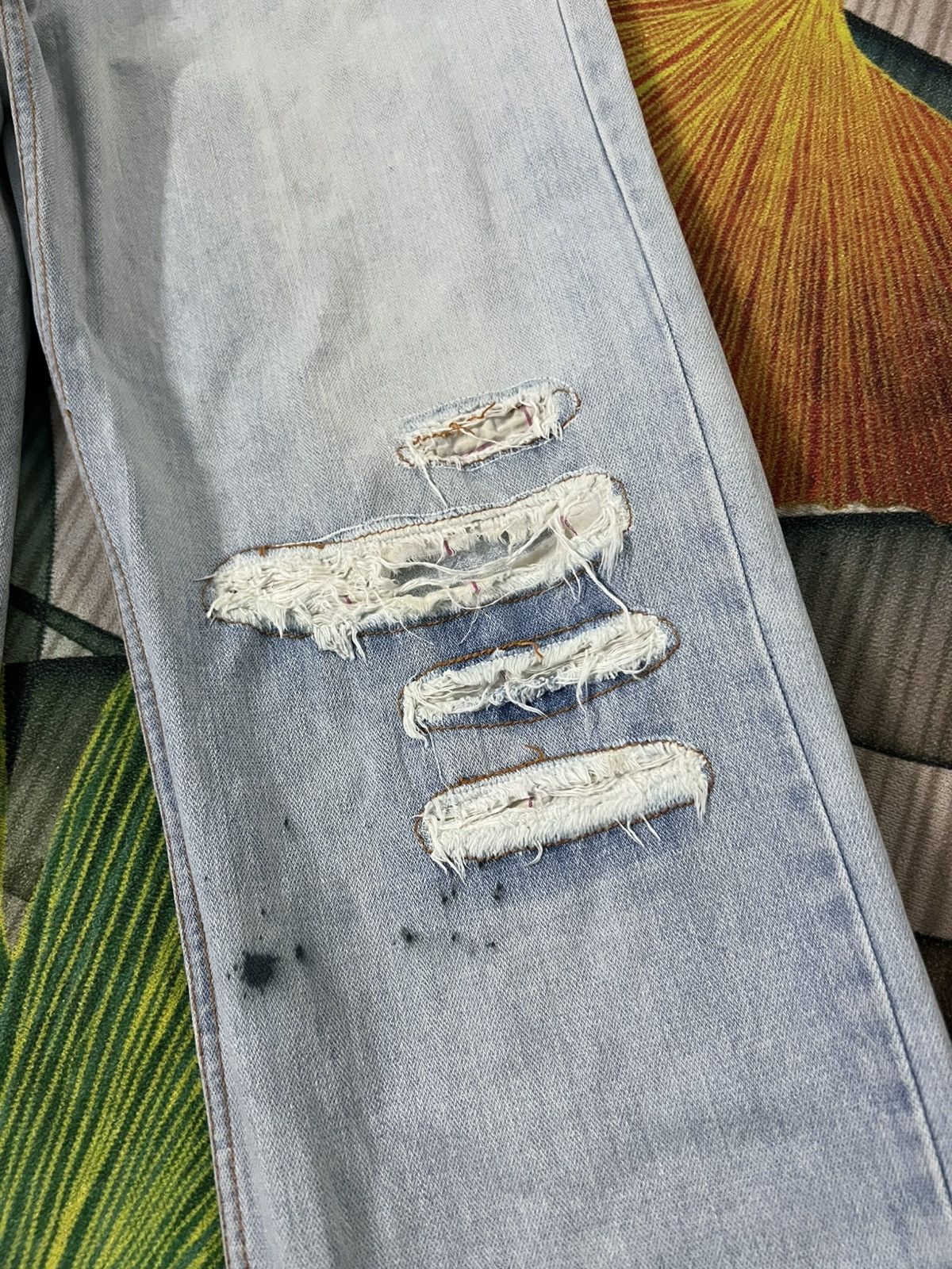 If Six Was Nine 💥Nylaus Distress Faded Jean Size US 33 - 9 Thumbnail